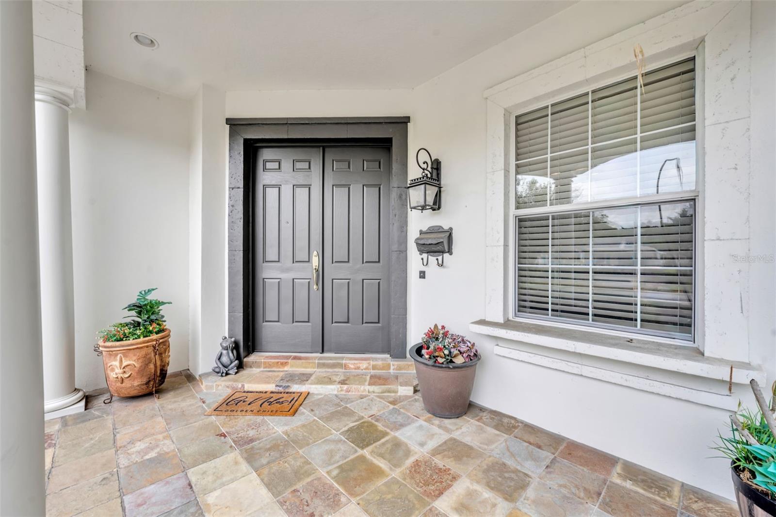Image 4 of 50 For 1031 Guernsey Street
