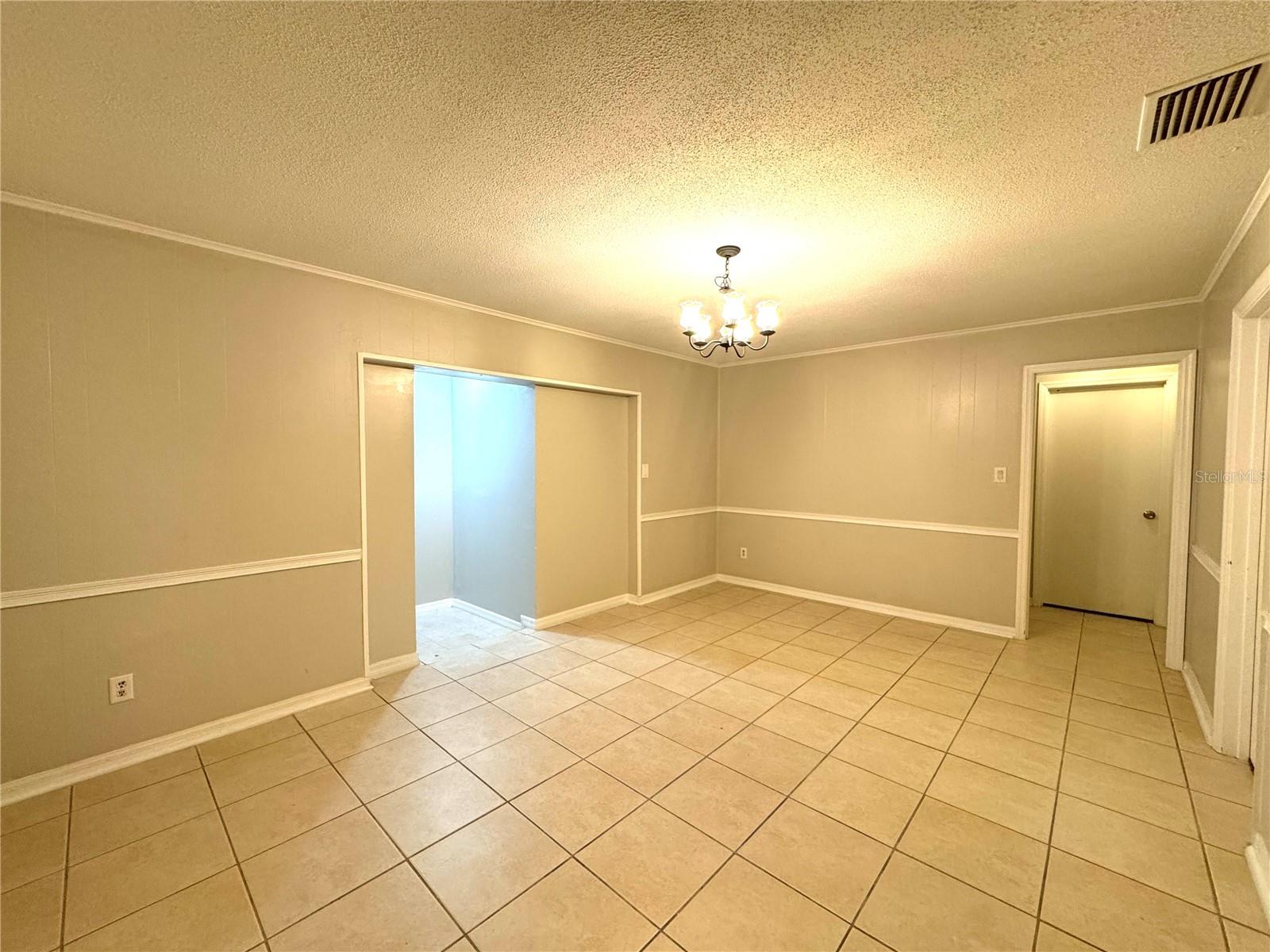 Image 4 of 18 For 4895 Wind Street 2