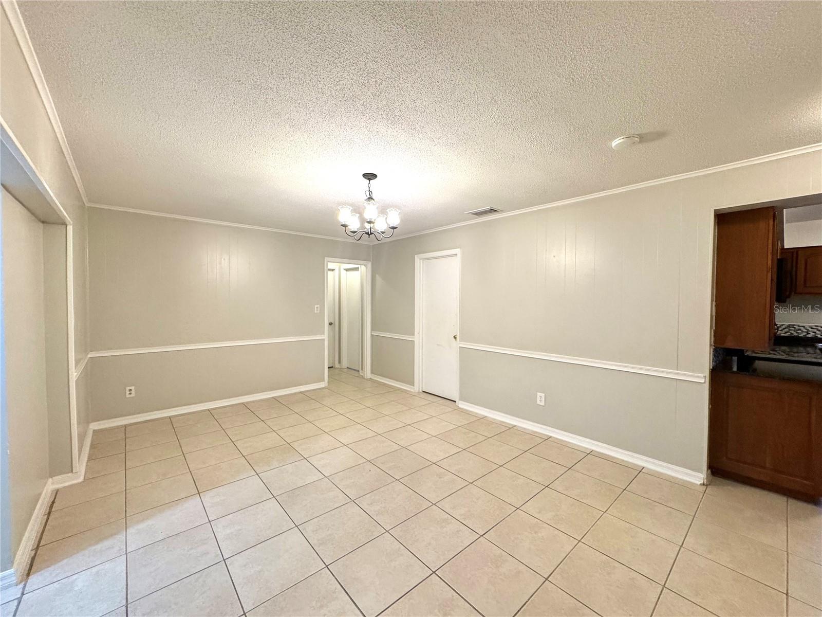 Image 5 of 18 For 4895 Wind Street 2