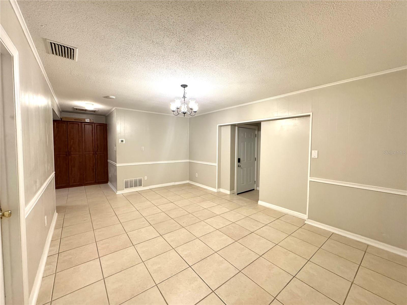 Image 6 of 18 For 4895 Wind Street 2