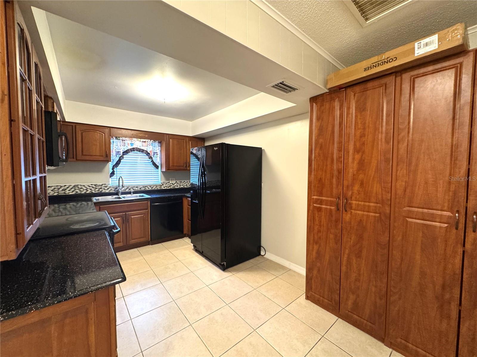 Image 7 of 18 For 4895 Wind Street 2