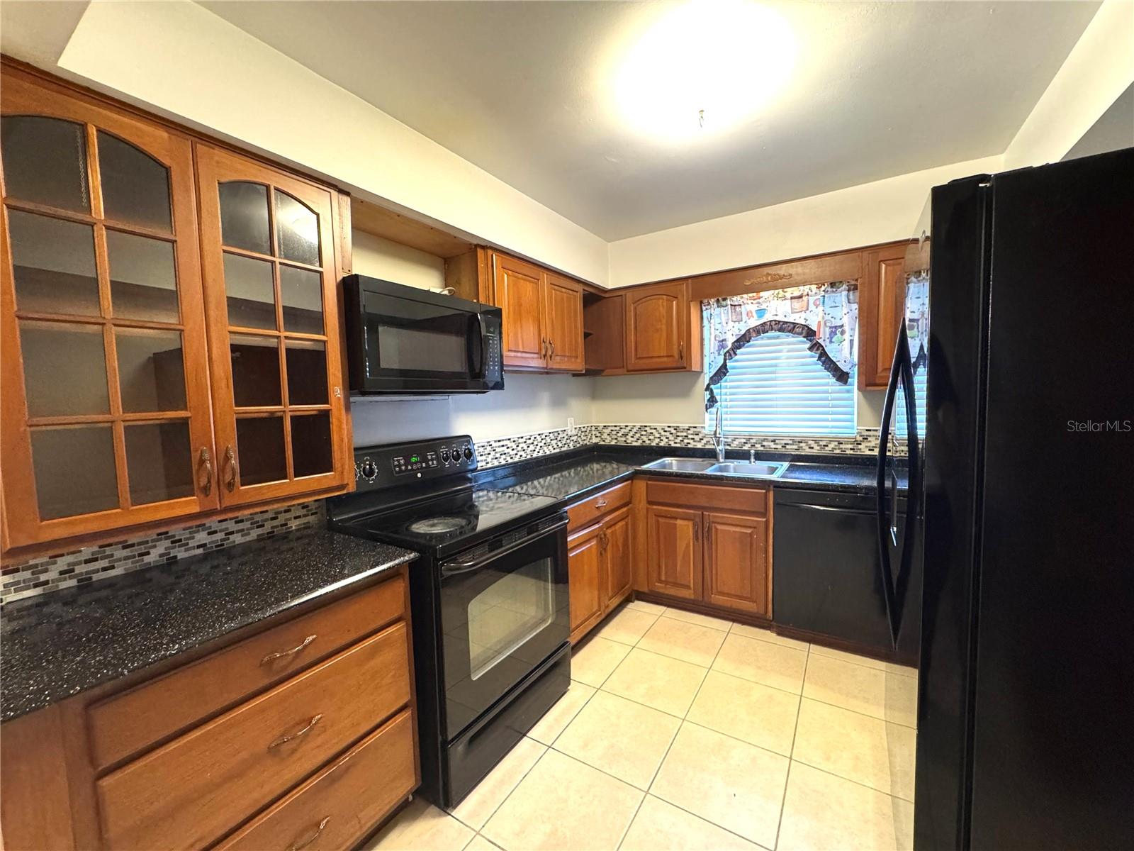 Image 8 of 18 For 4895 Wind Street 2