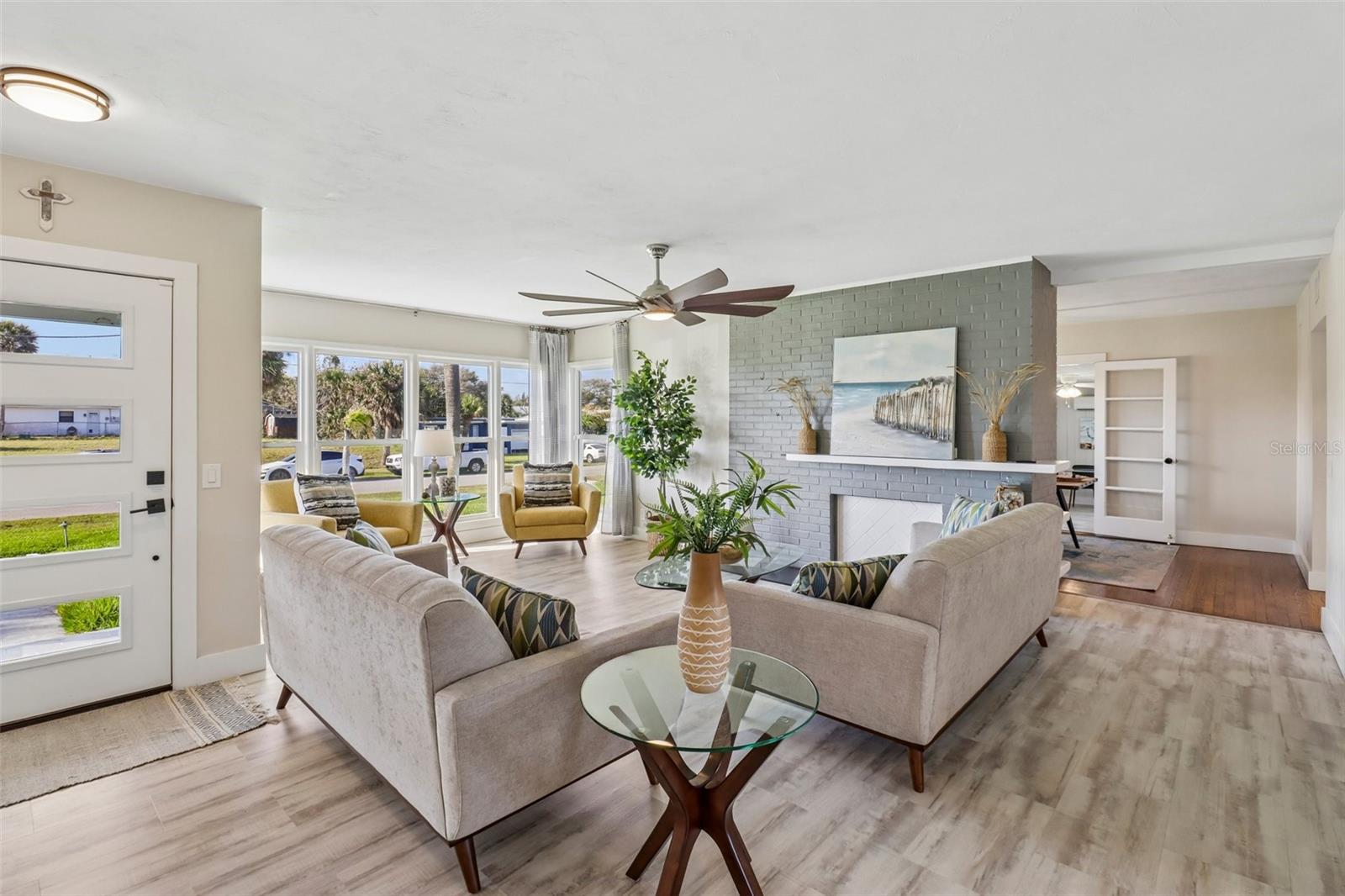 Image 4 of 22 For 133 Park Avenue