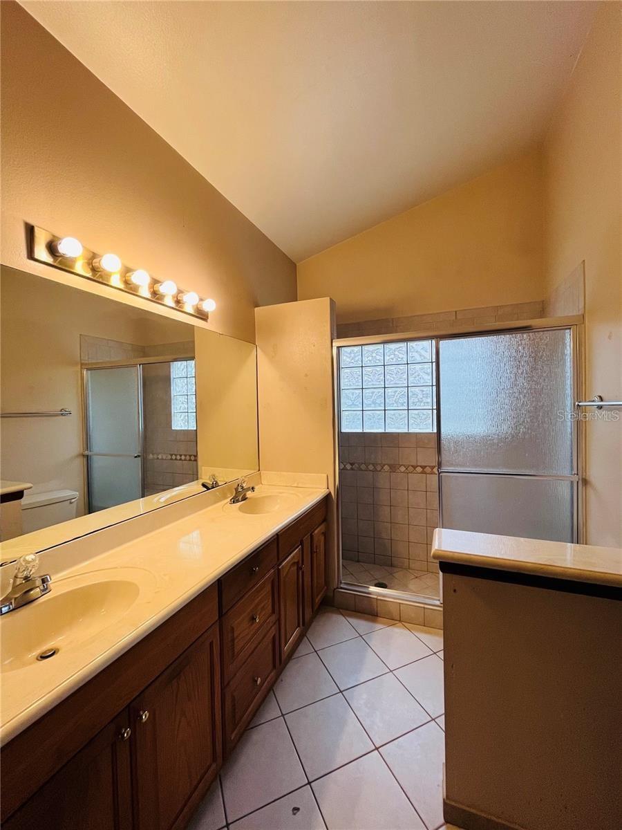 Image 4 of 8 For 1748 Brightmeadow Court