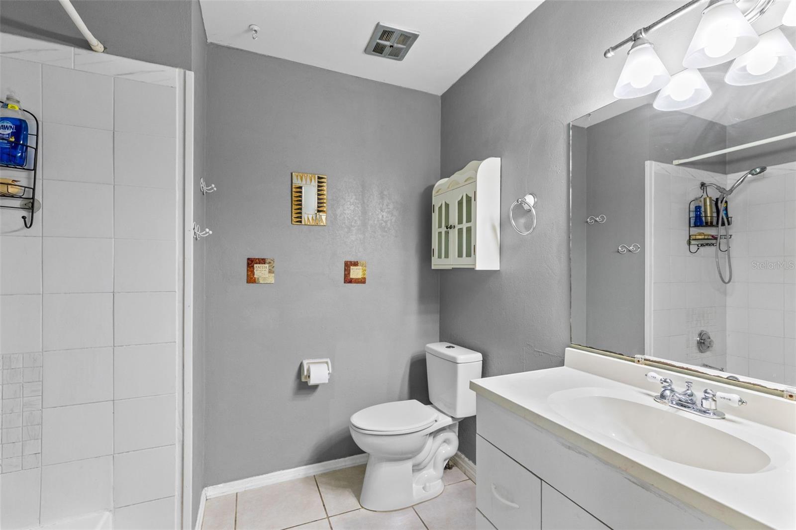 Image 16 of 41 For 8698 Hillside Drive