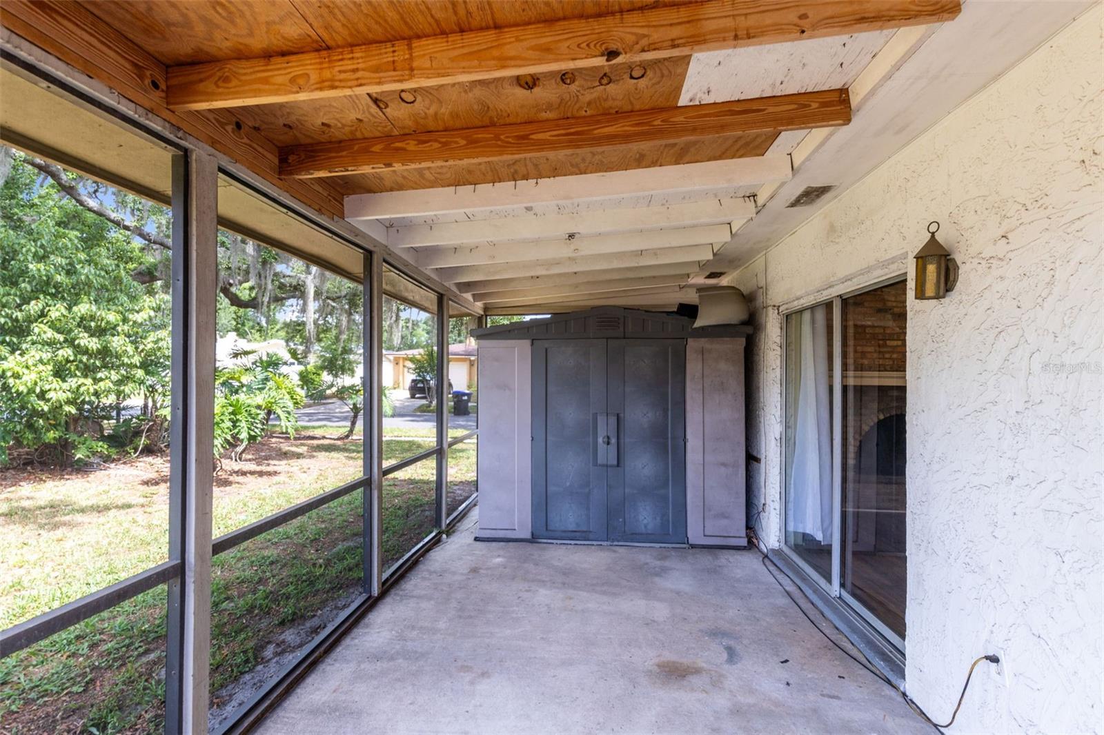 Image 32 of 41 For 8698 Hillside Drive