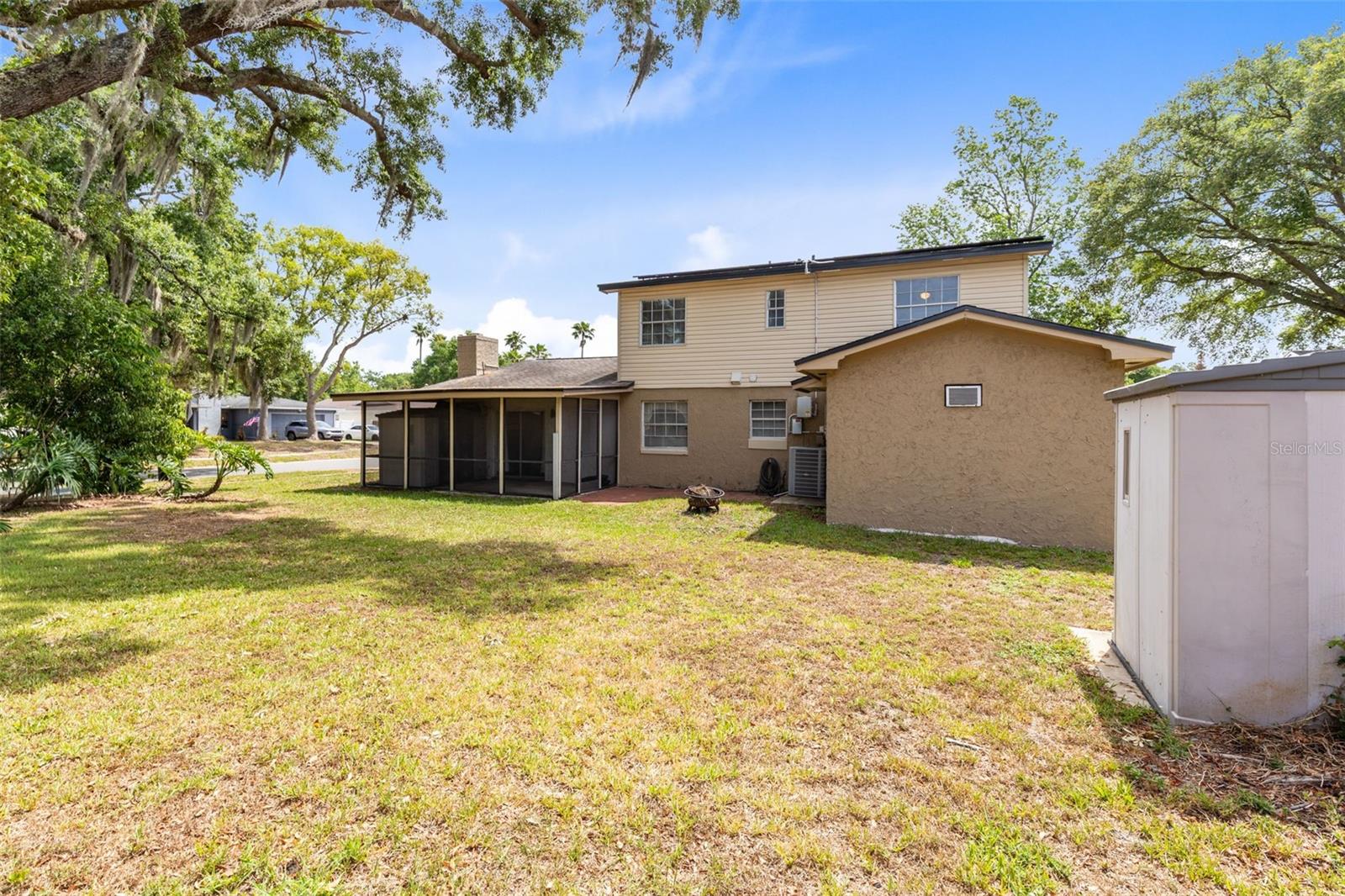 Image 34 of 41 For 8698 Hillside Drive