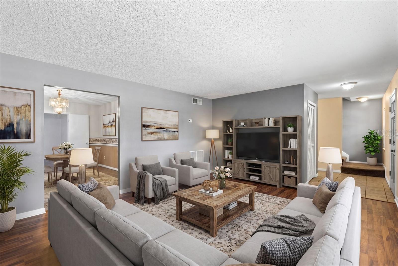 Image 4 of 41 For 8698 Hillside Drive