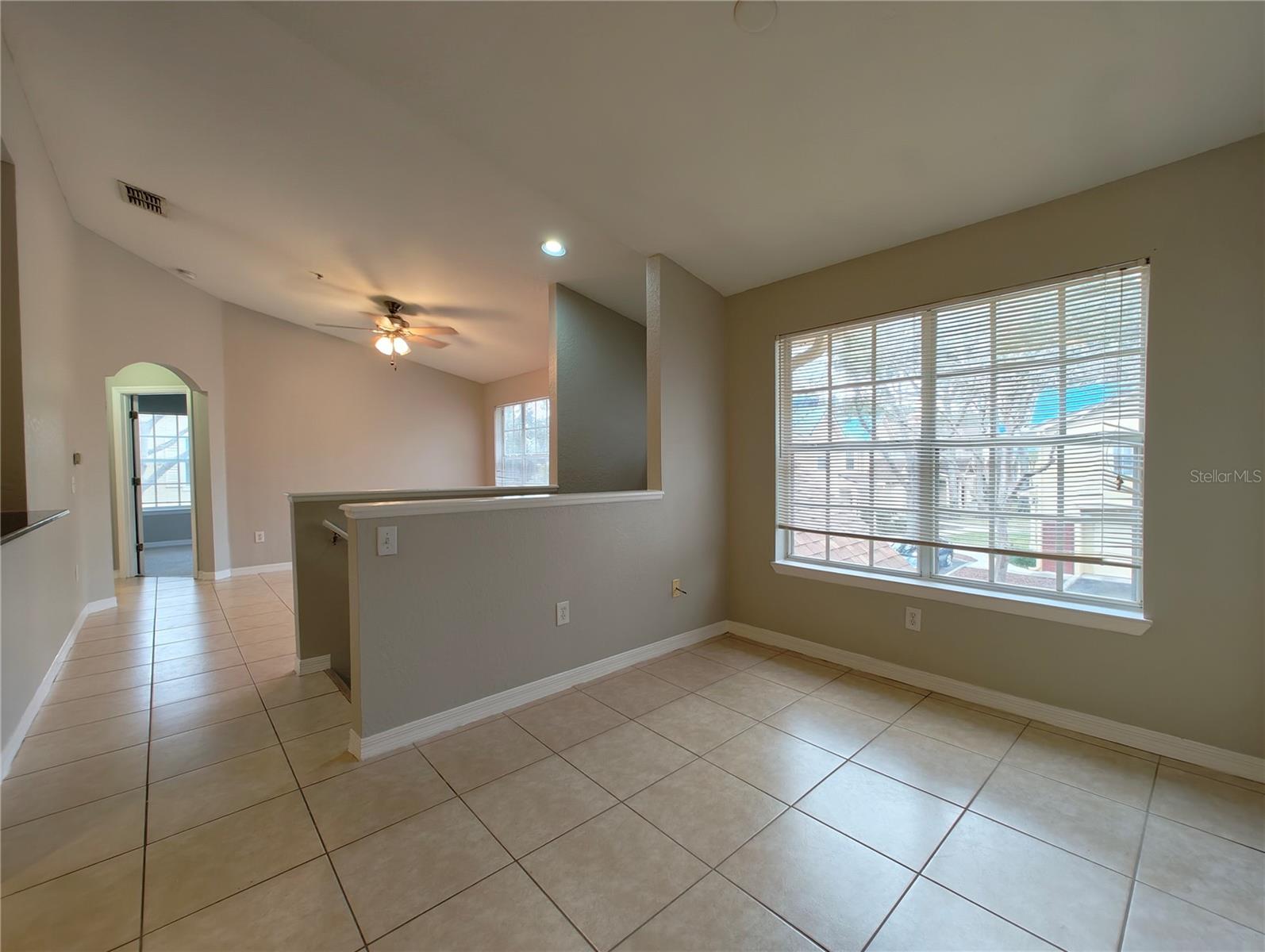 Image 30 of 41 For 826 Grand Regency Point 202
