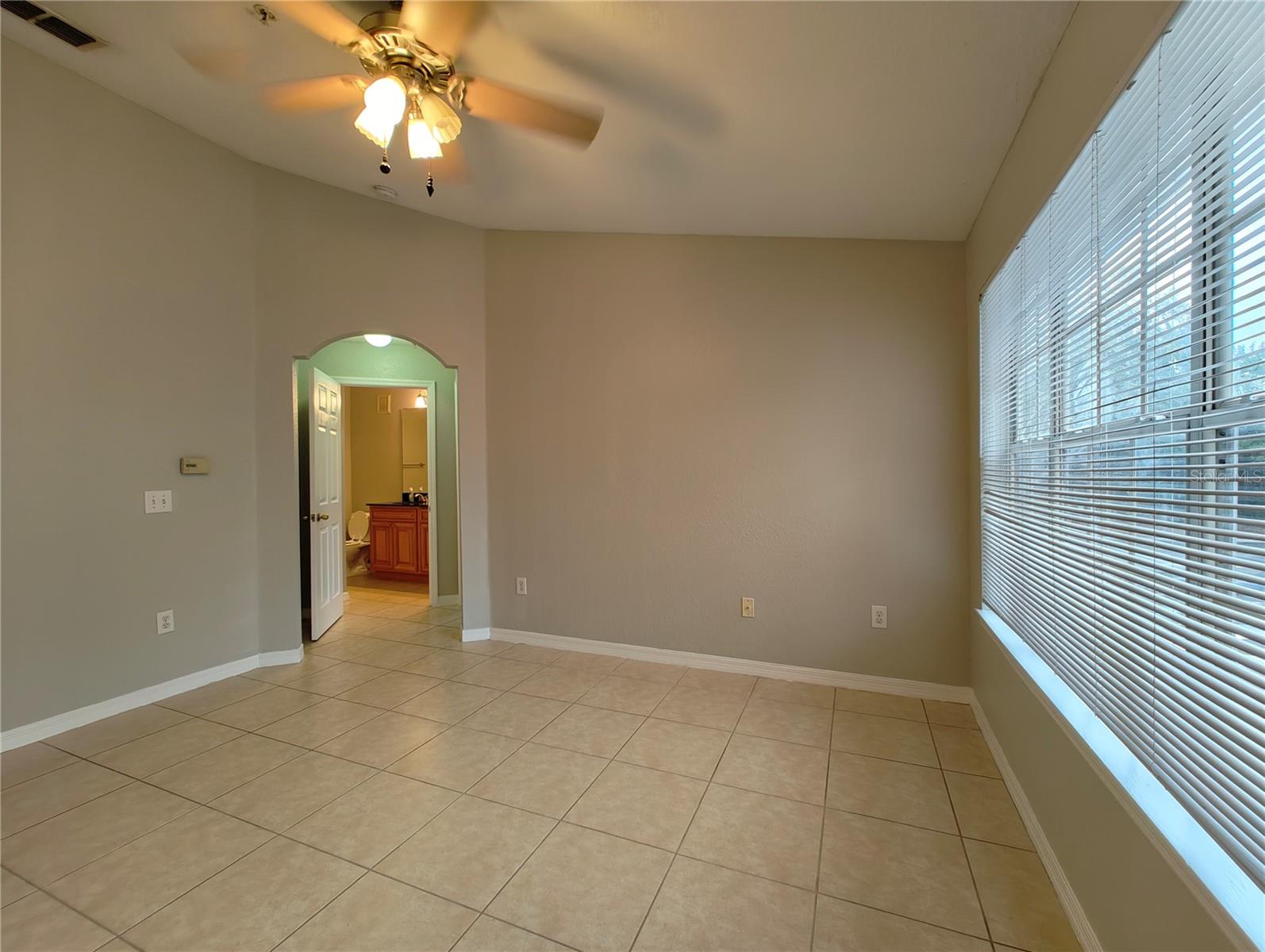 Image 35 of 41 For 826 Grand Regency Point 202