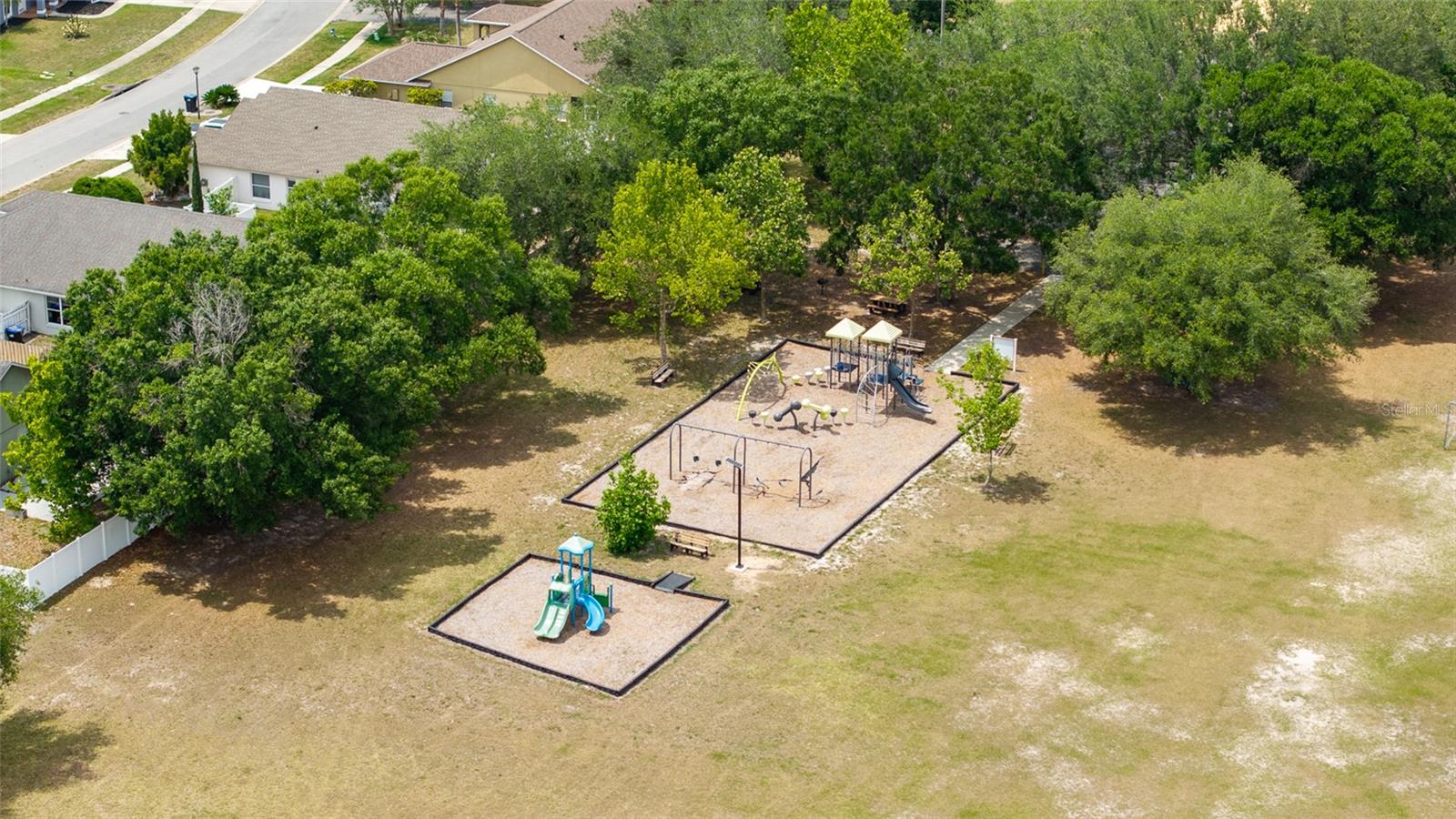 Image 30 of 46 For 1813 Crosswell Court