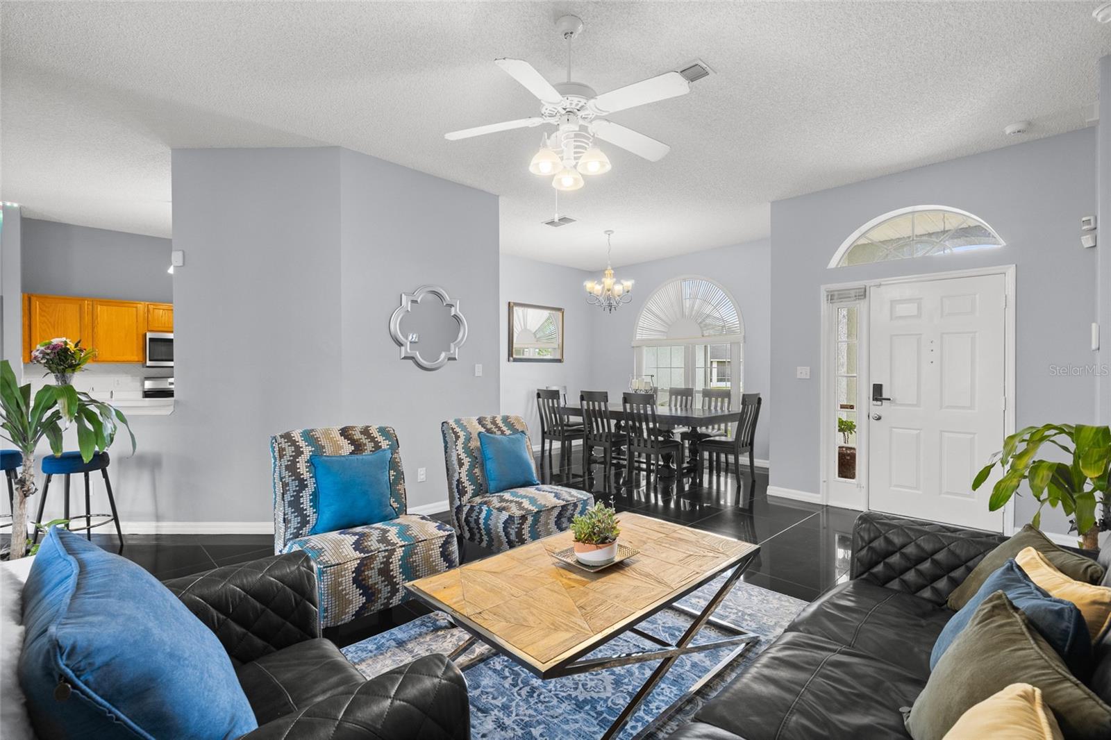 Image 4 of 46 For 1813 Crosswell Court