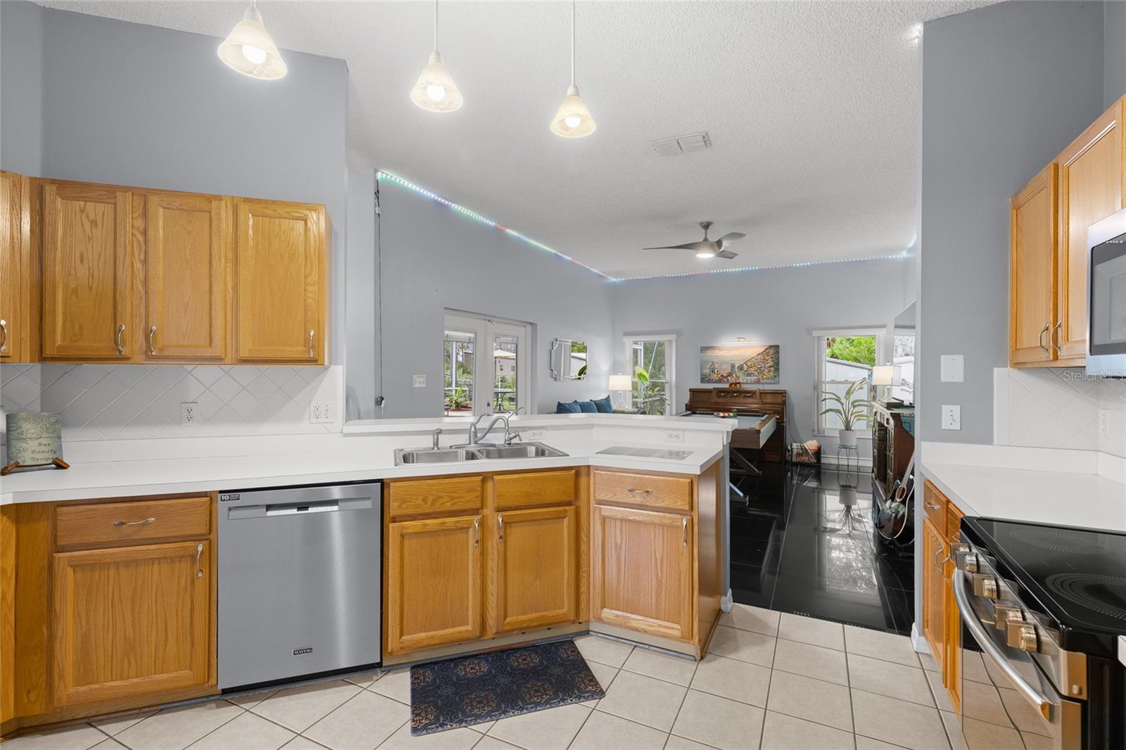 Image 9 of 46 For 1813 Crosswell Court
