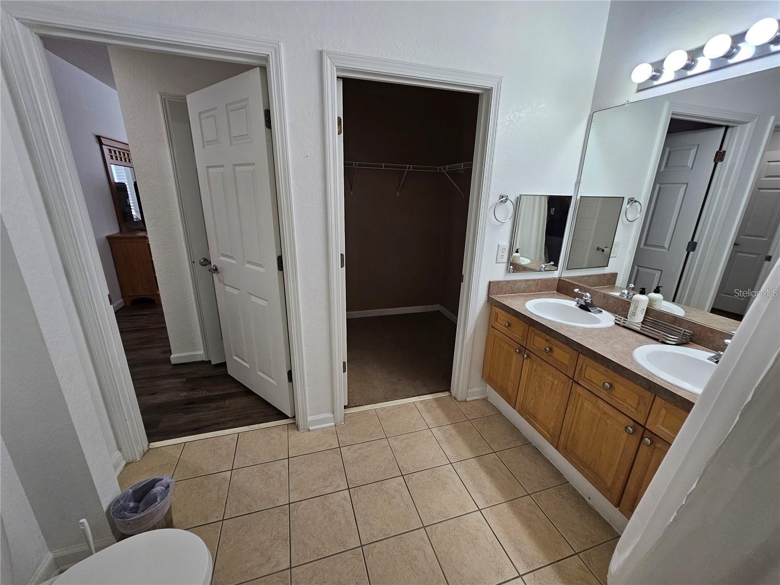 Image 4 of 16 For 202 Terrace Ridge Circle 202