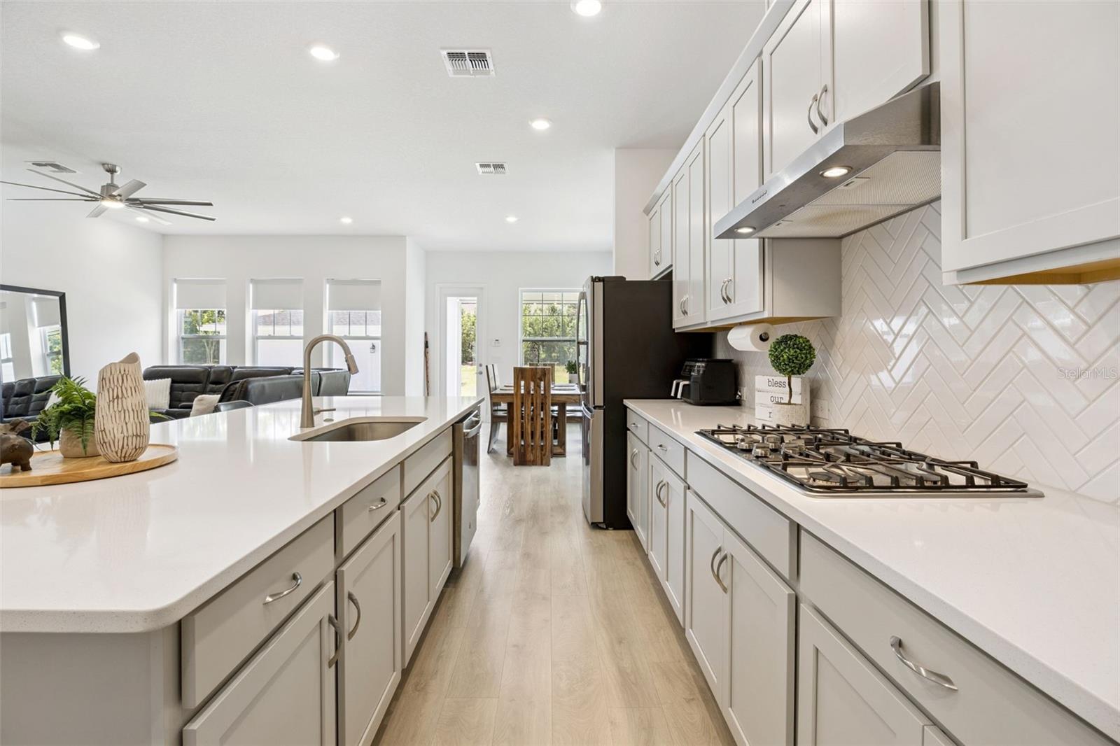 Image 18 of 78 For 1108 Riverway Drive