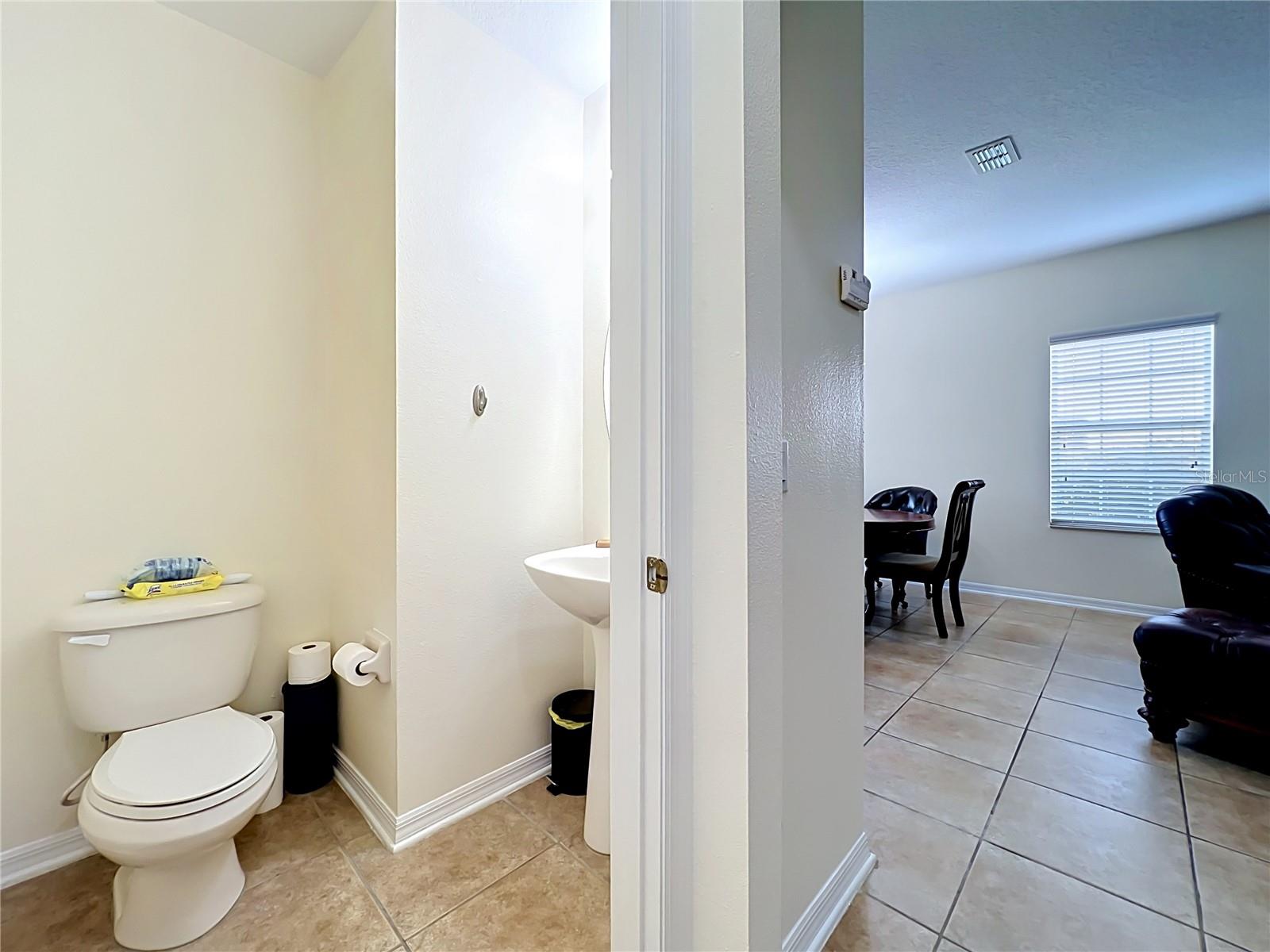 Image 25 of 62 For 2826 Oakville Place