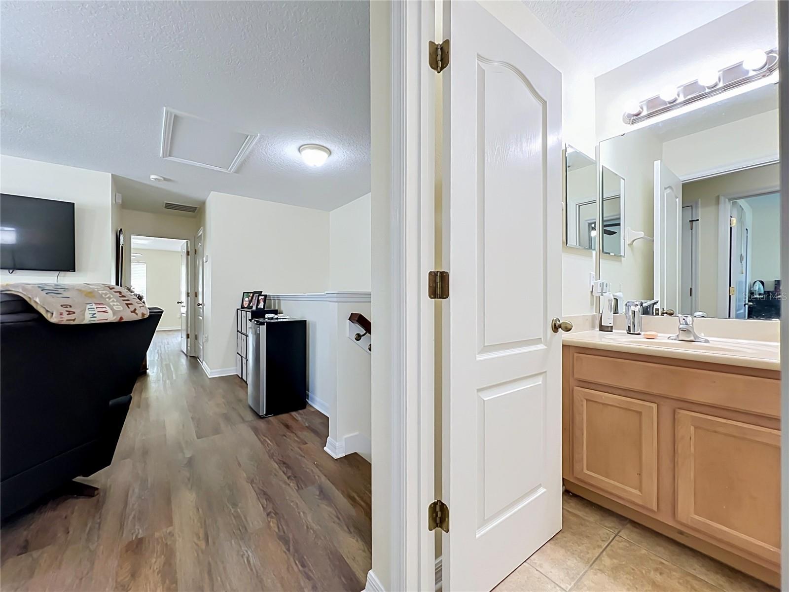 Image 38 of 62 For 2826 Oakville Place