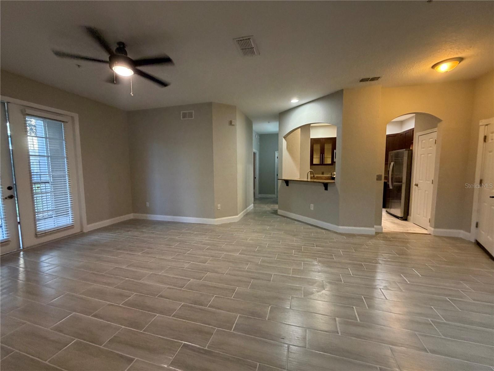 Image 3 of 32 For 3001 Laurel Run Lane 104