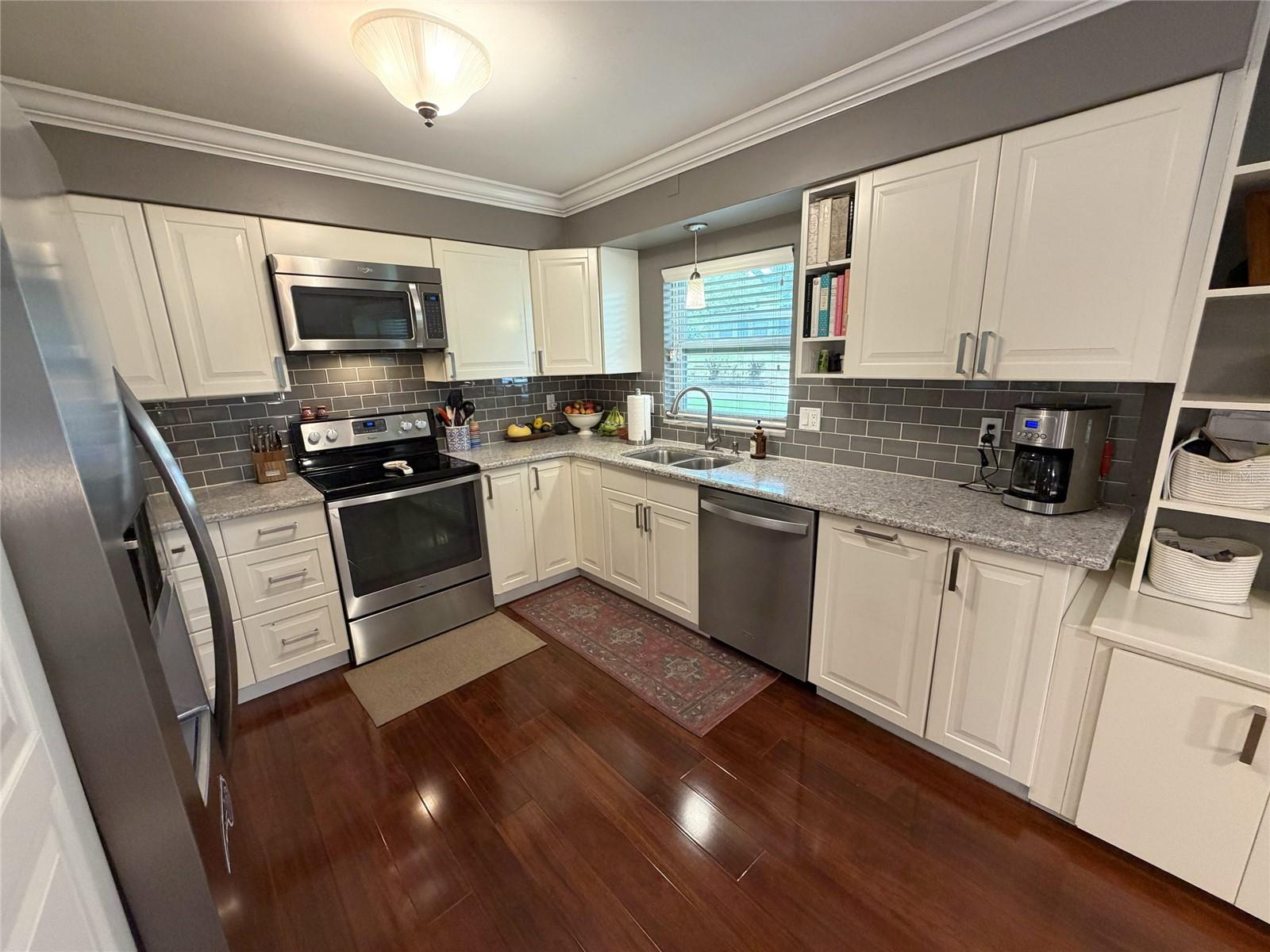 Image 10 of 52 For 3235 Inverness Court