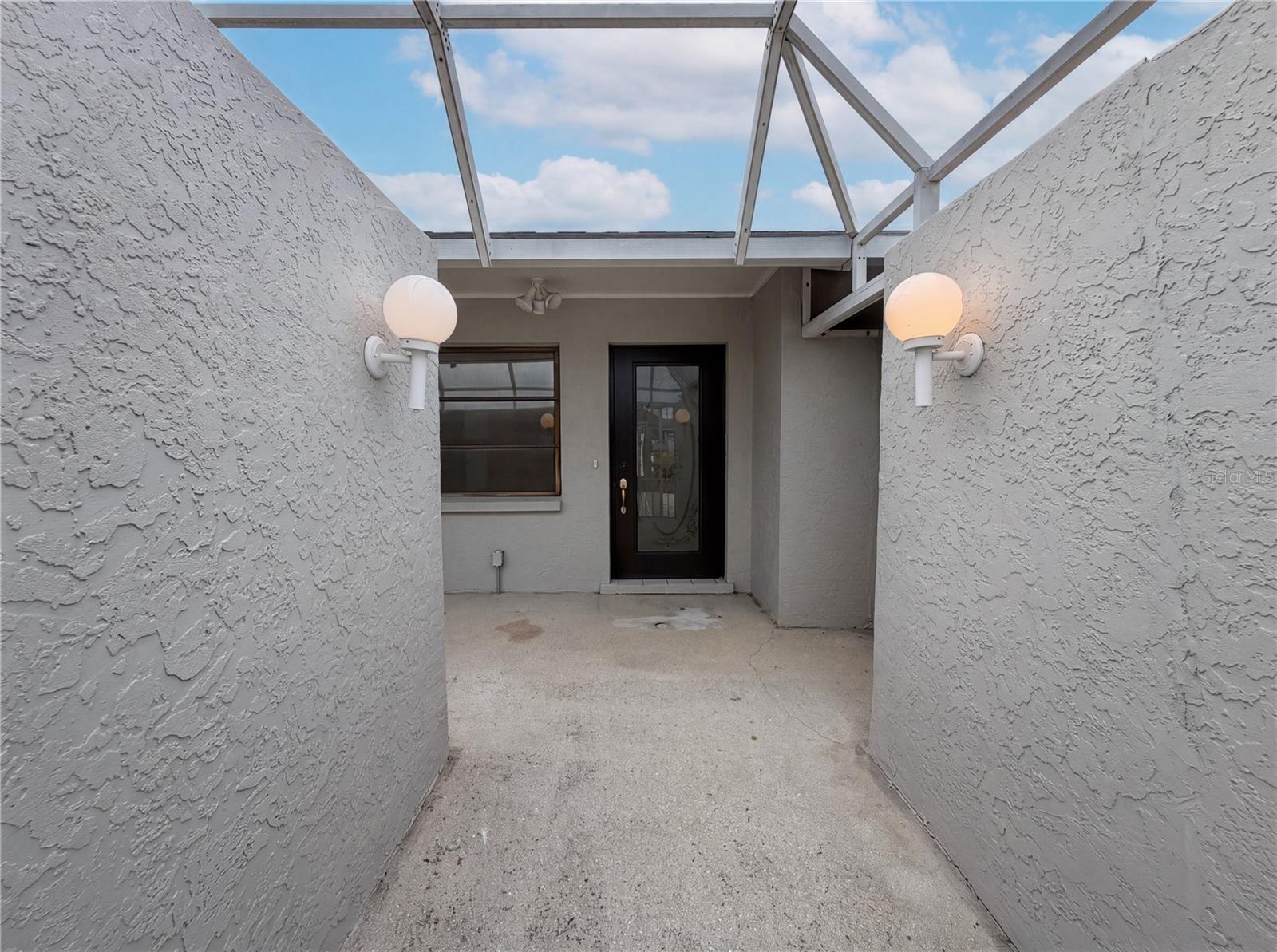 Image 24 of 39 For 1301 Lucaya Avenue