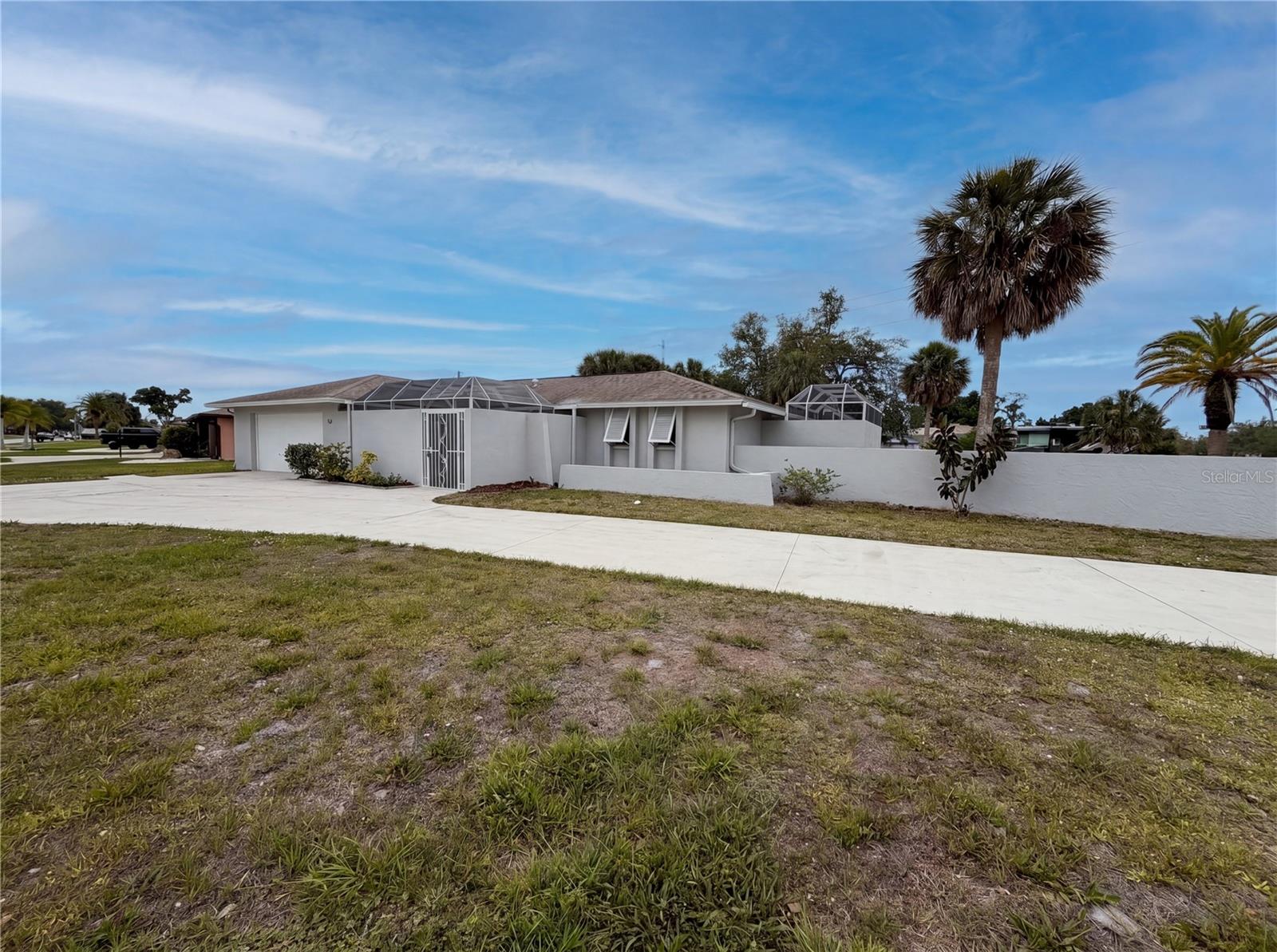 Image 36 of 39 For 1301 Lucaya Avenue