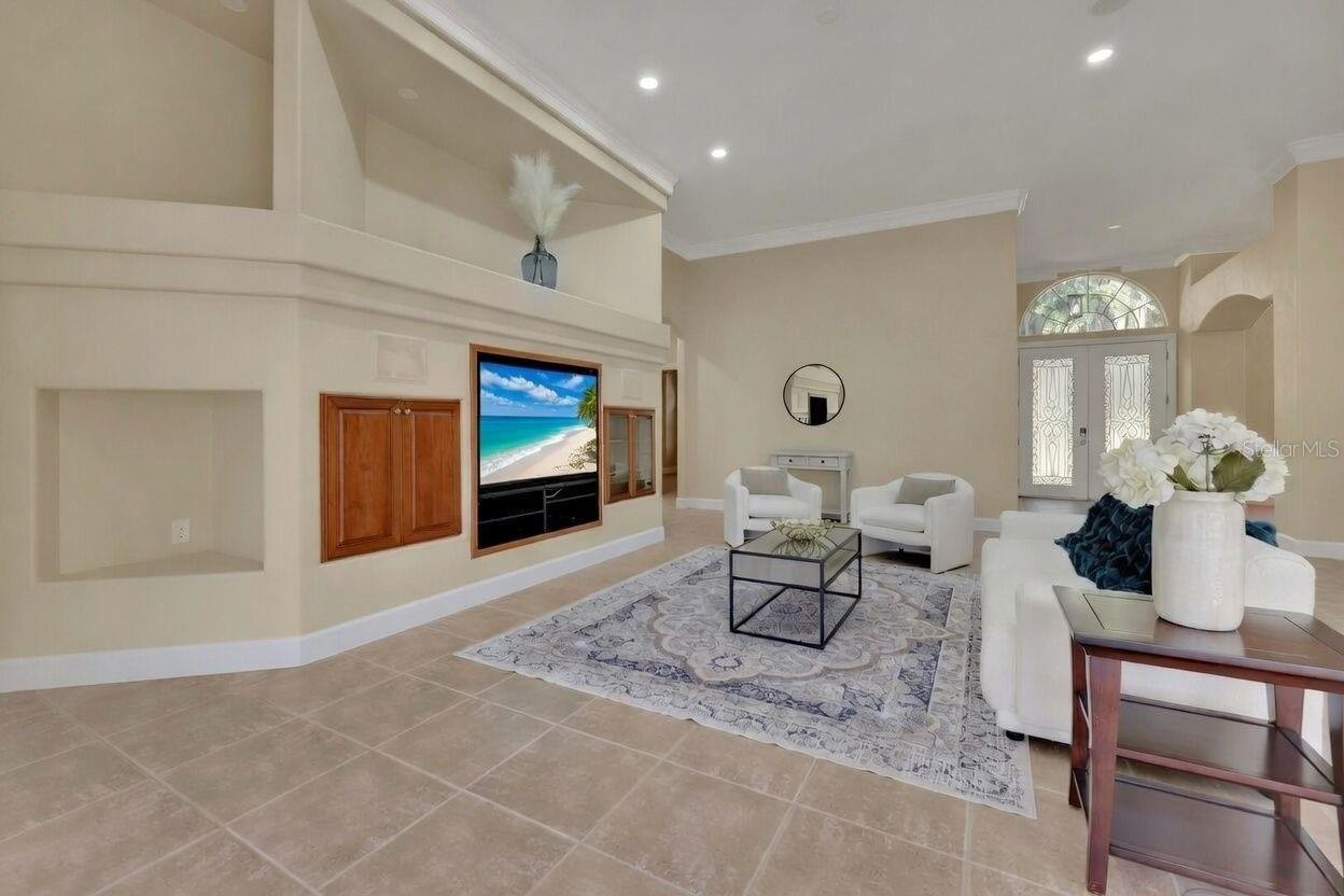 Image 12 of 30 For 11 Cypress Hollow Lane