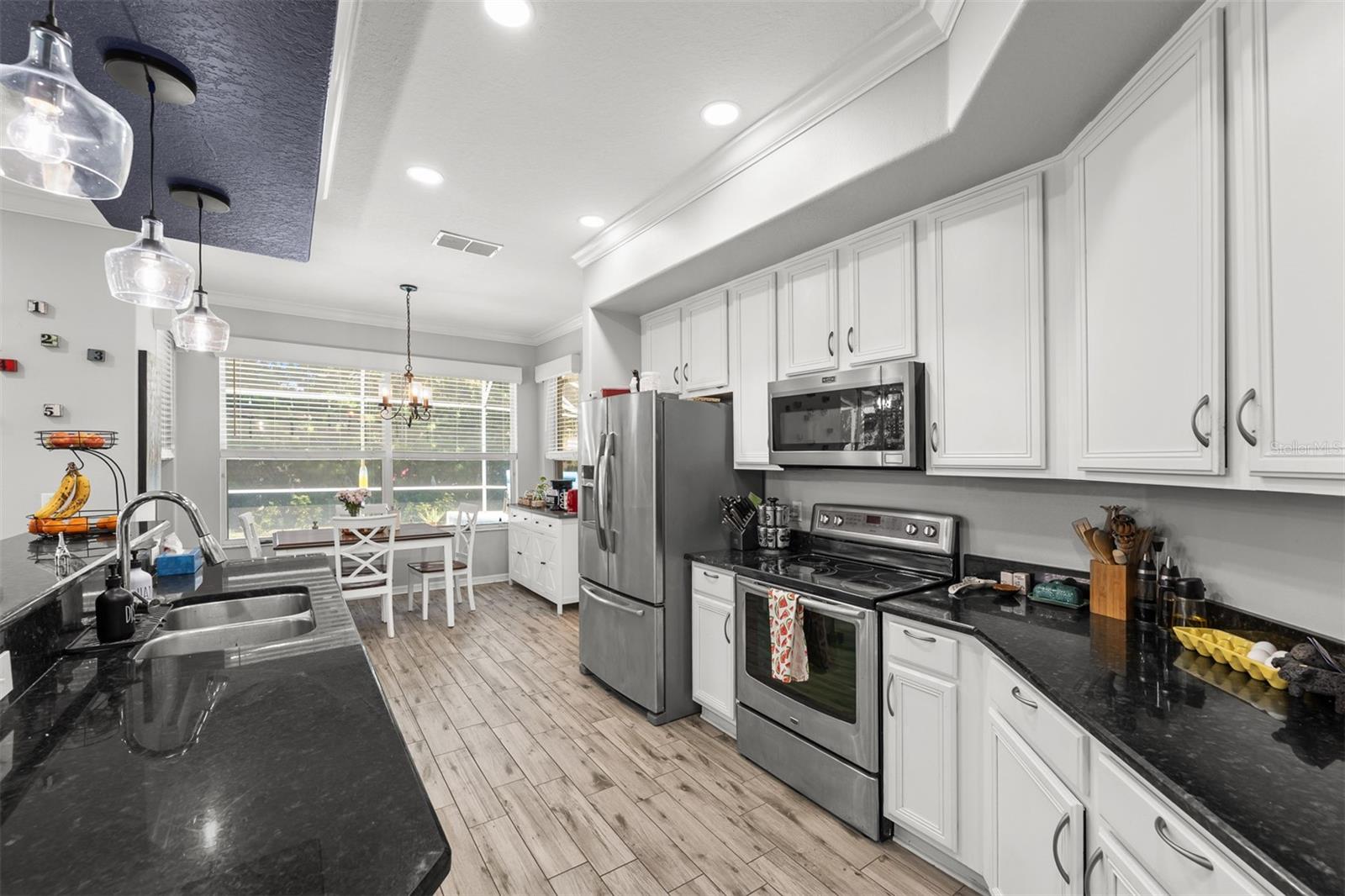 Image 17 of 48 For 816 Lancer Circle