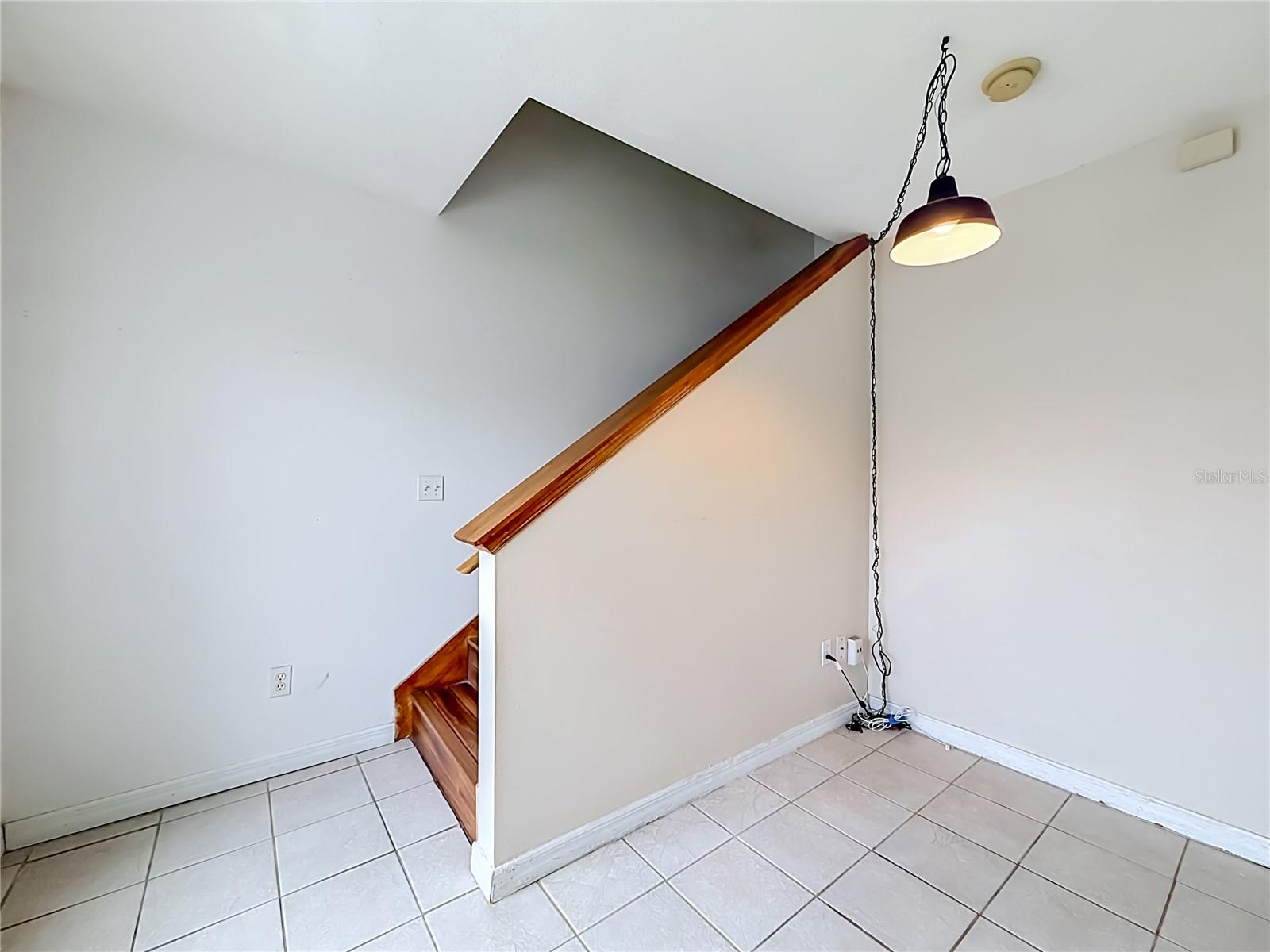 Image 14 of 53 For 5306 Grove Crossings Boulevard