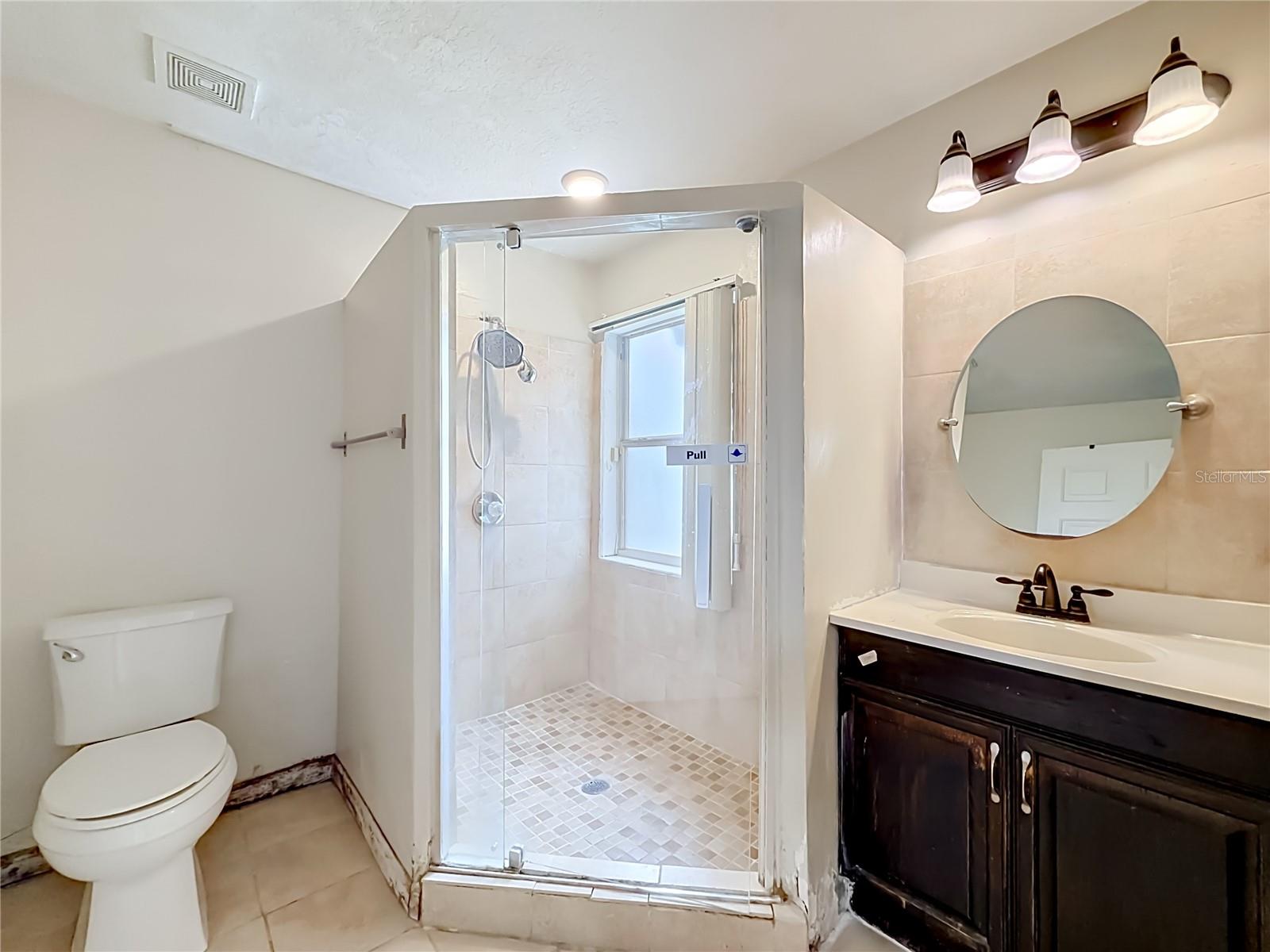 Image 23 of 53 For 5306 Grove Crossings Boulevard