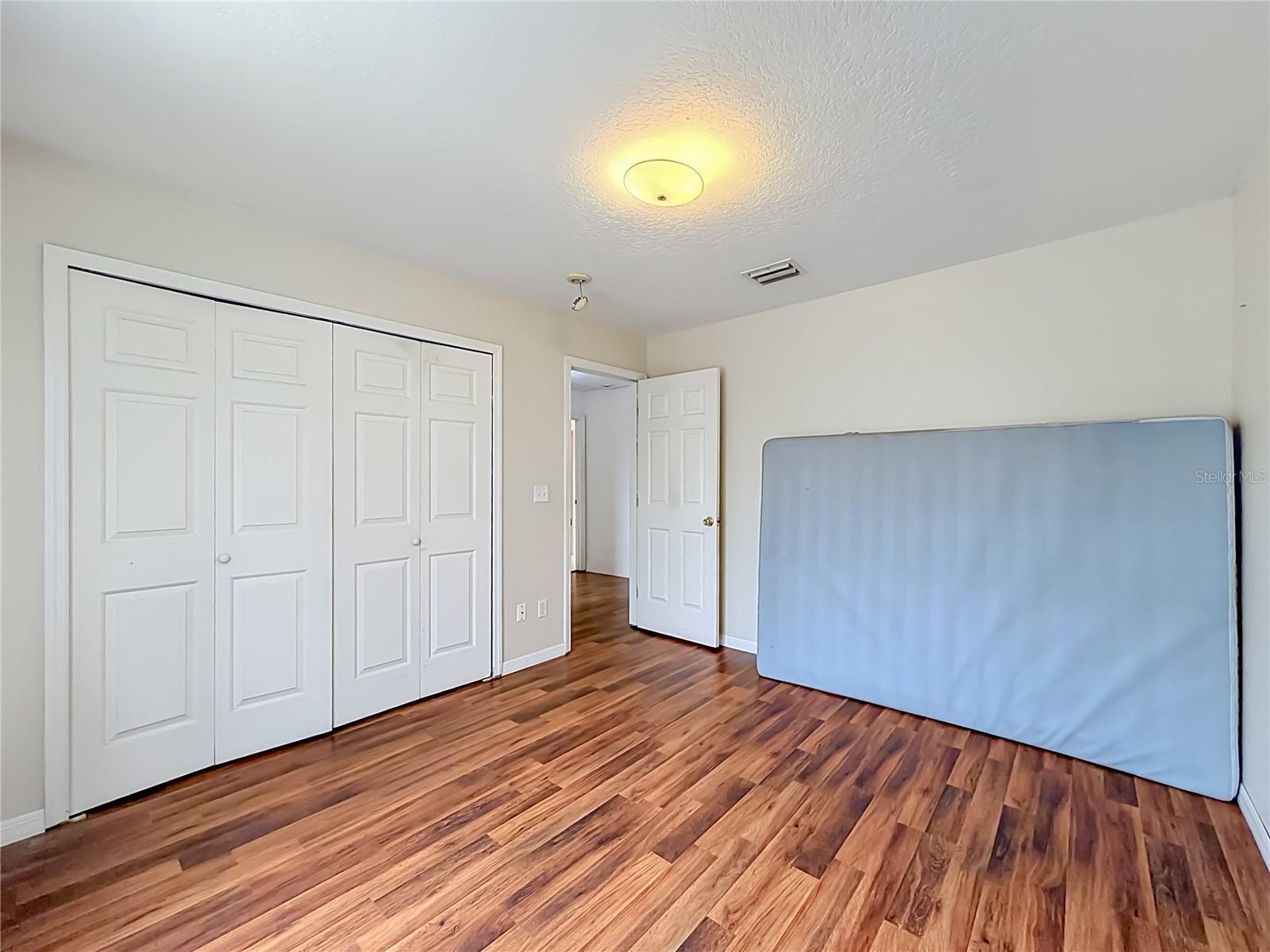 Image 31 of 53 For 5306 Grove Crossings Boulevard