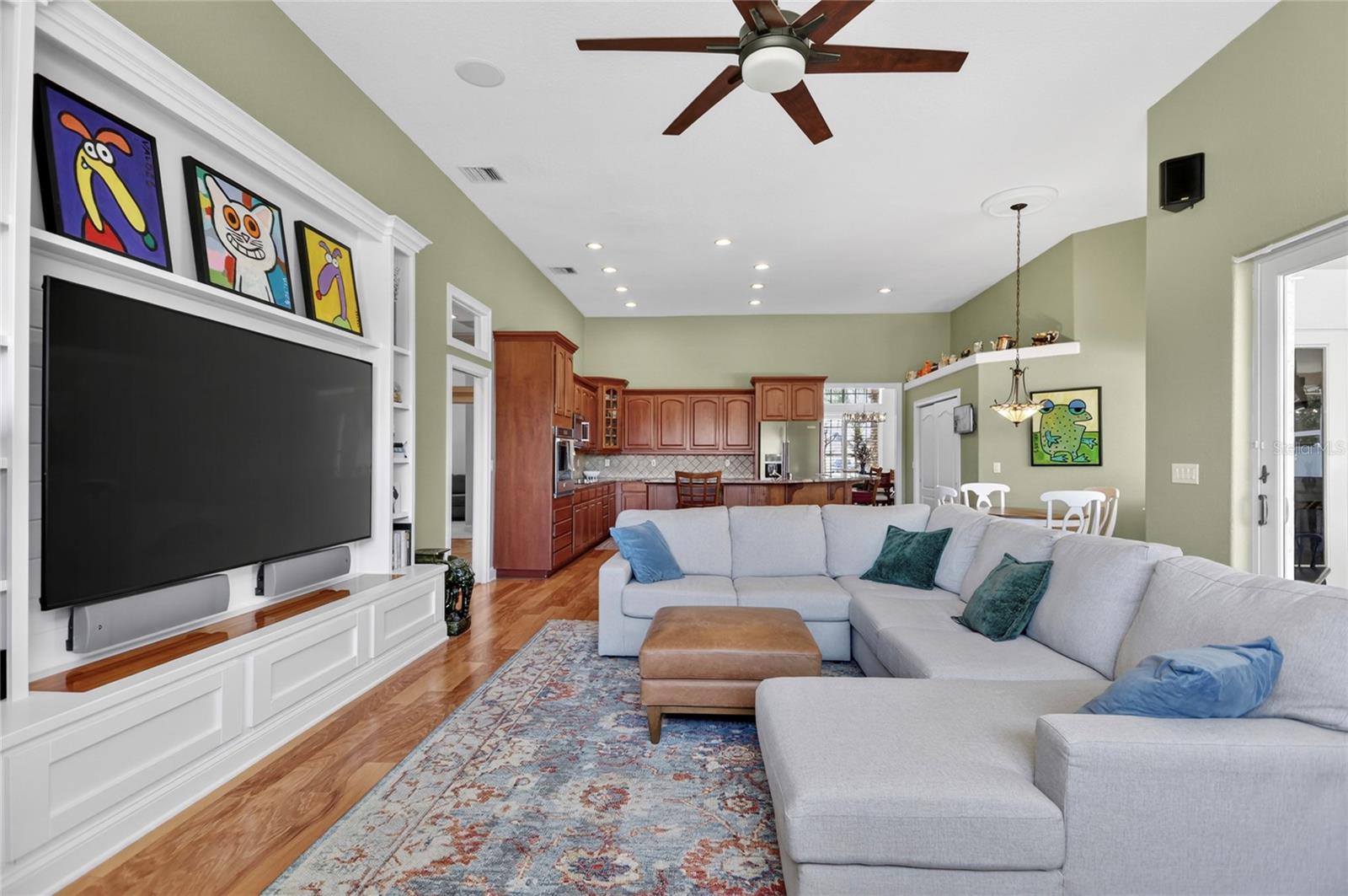Image 4 of 38 For 3617 Beech Tree Drive