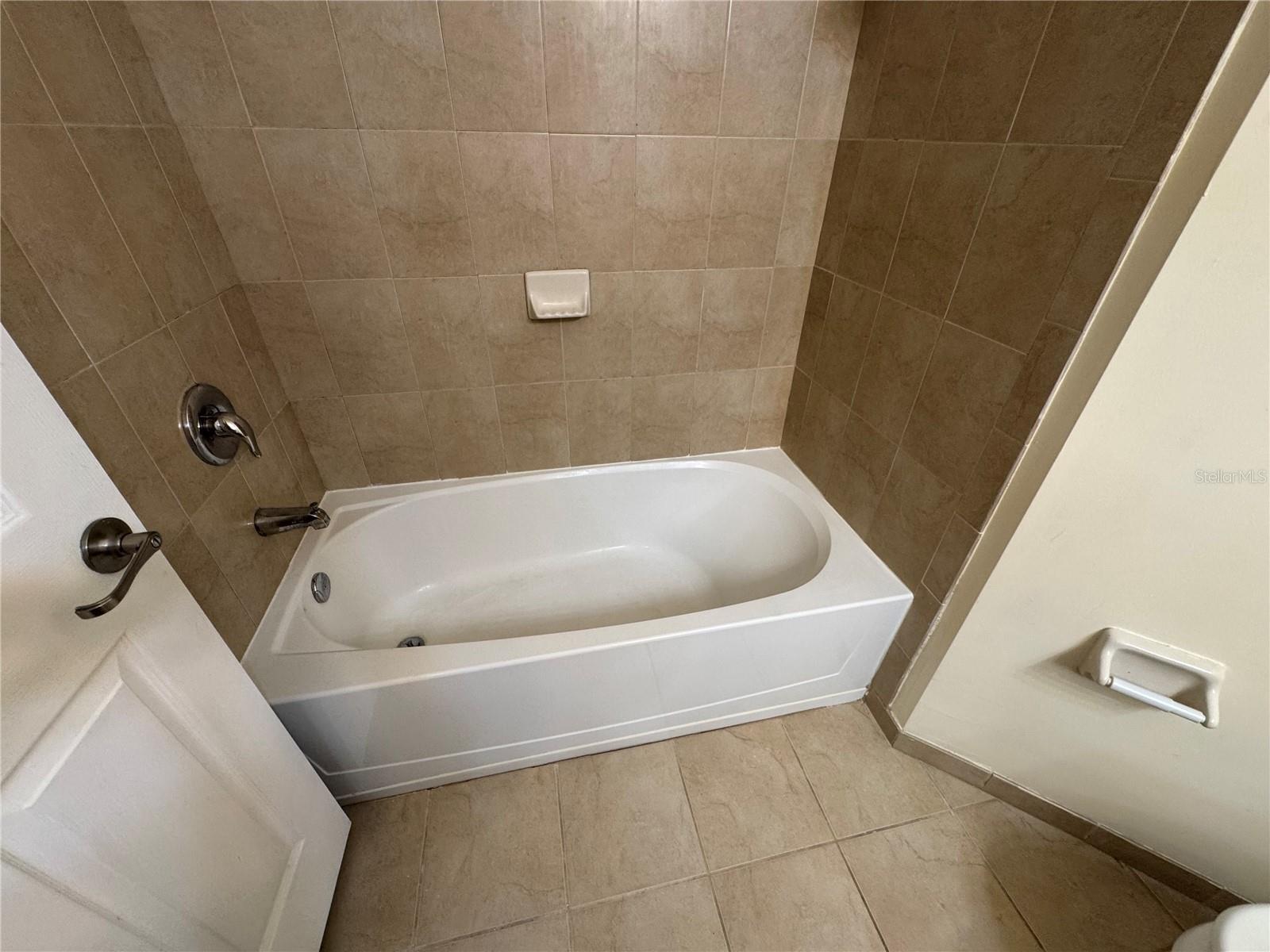 Image 7 of 21 For 8650 97th Avenue 209