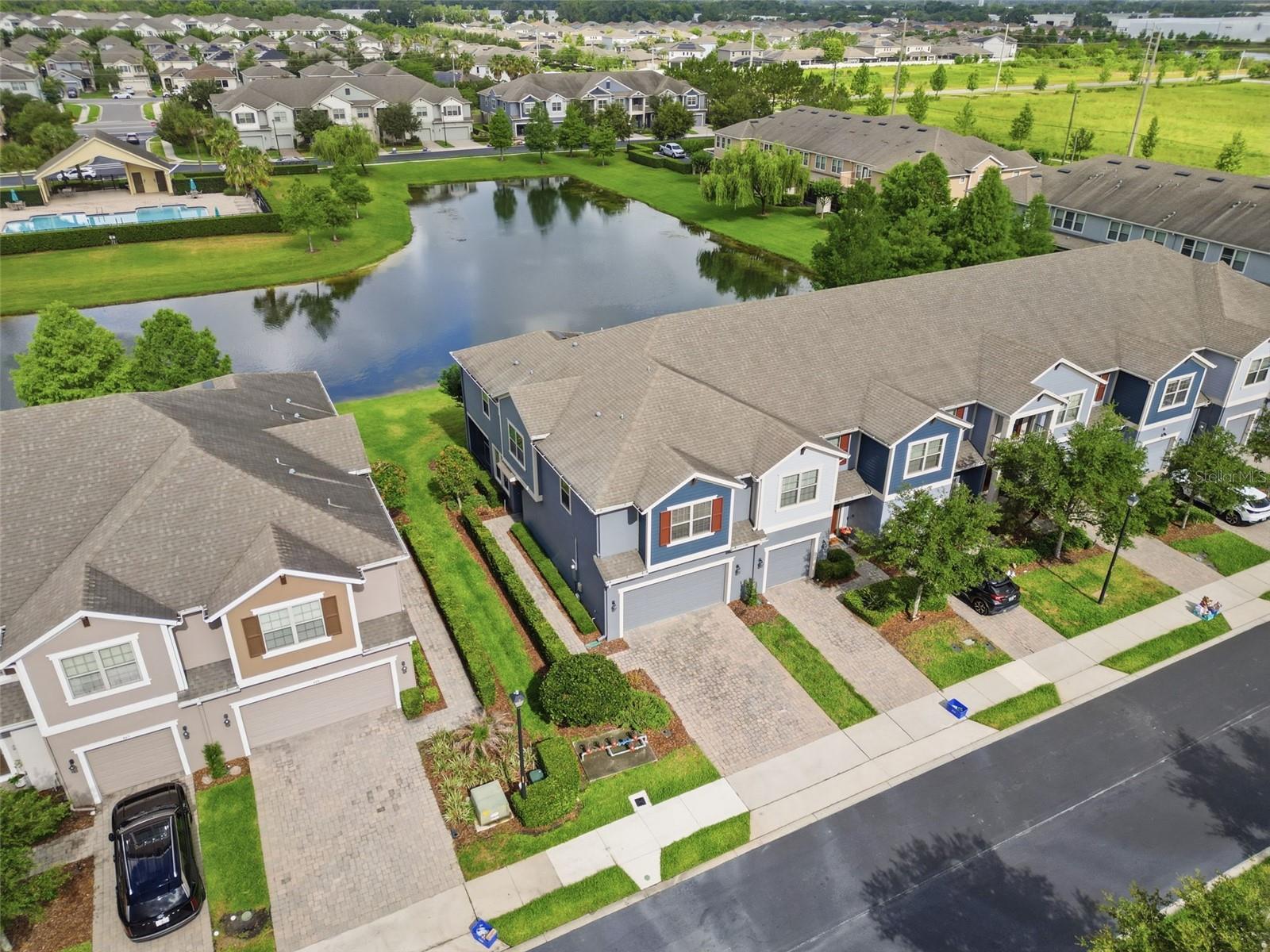 Image 3 of 19 For 475 Merry Brook Circle