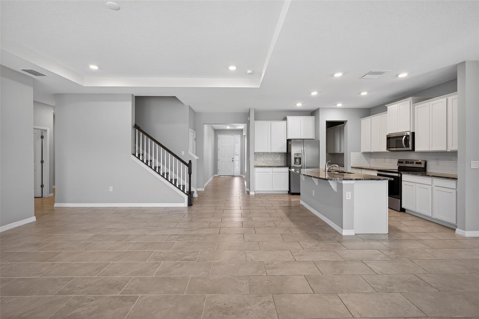 Image 6 of 32 For 15394 Sweet Springs Bend