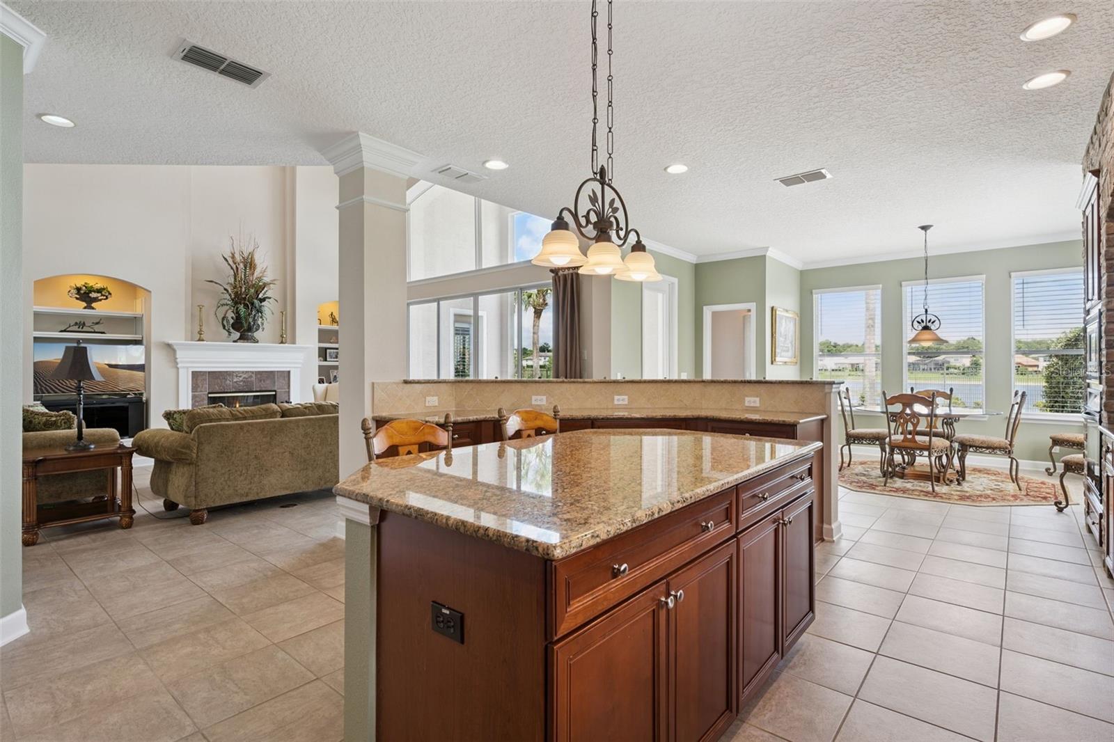 Image 18 of 64 For 1552 Langham Terrace