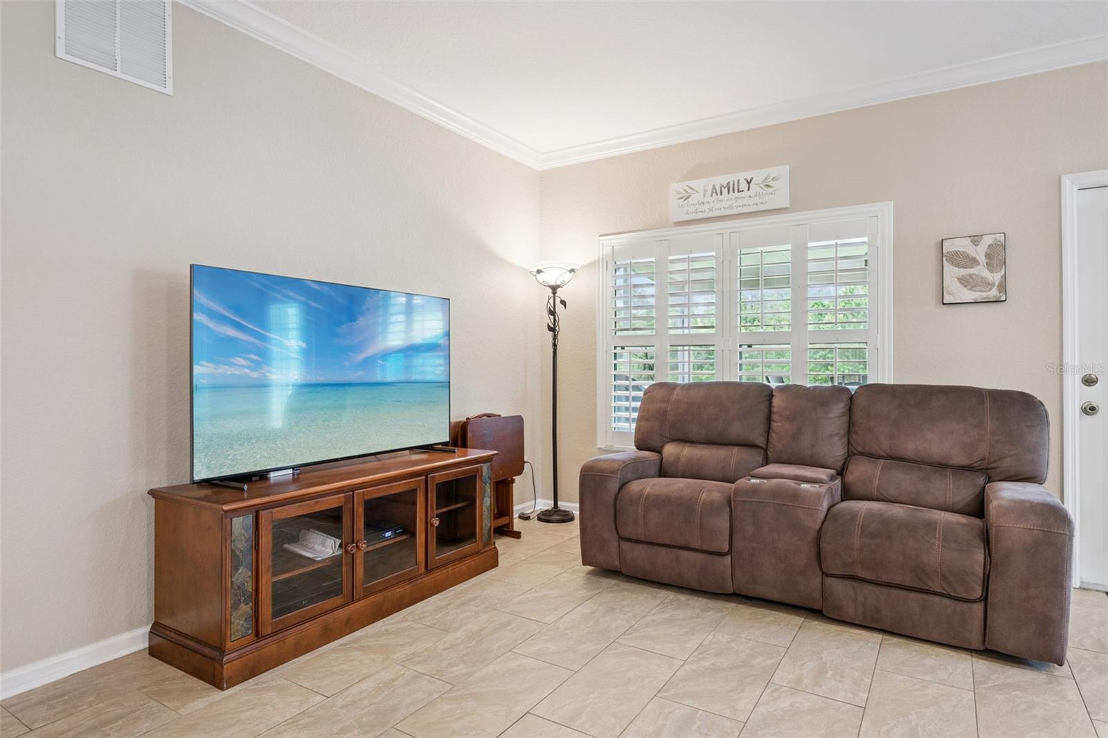 Image 8 of 66 For 10530 Cypress Trail Drive