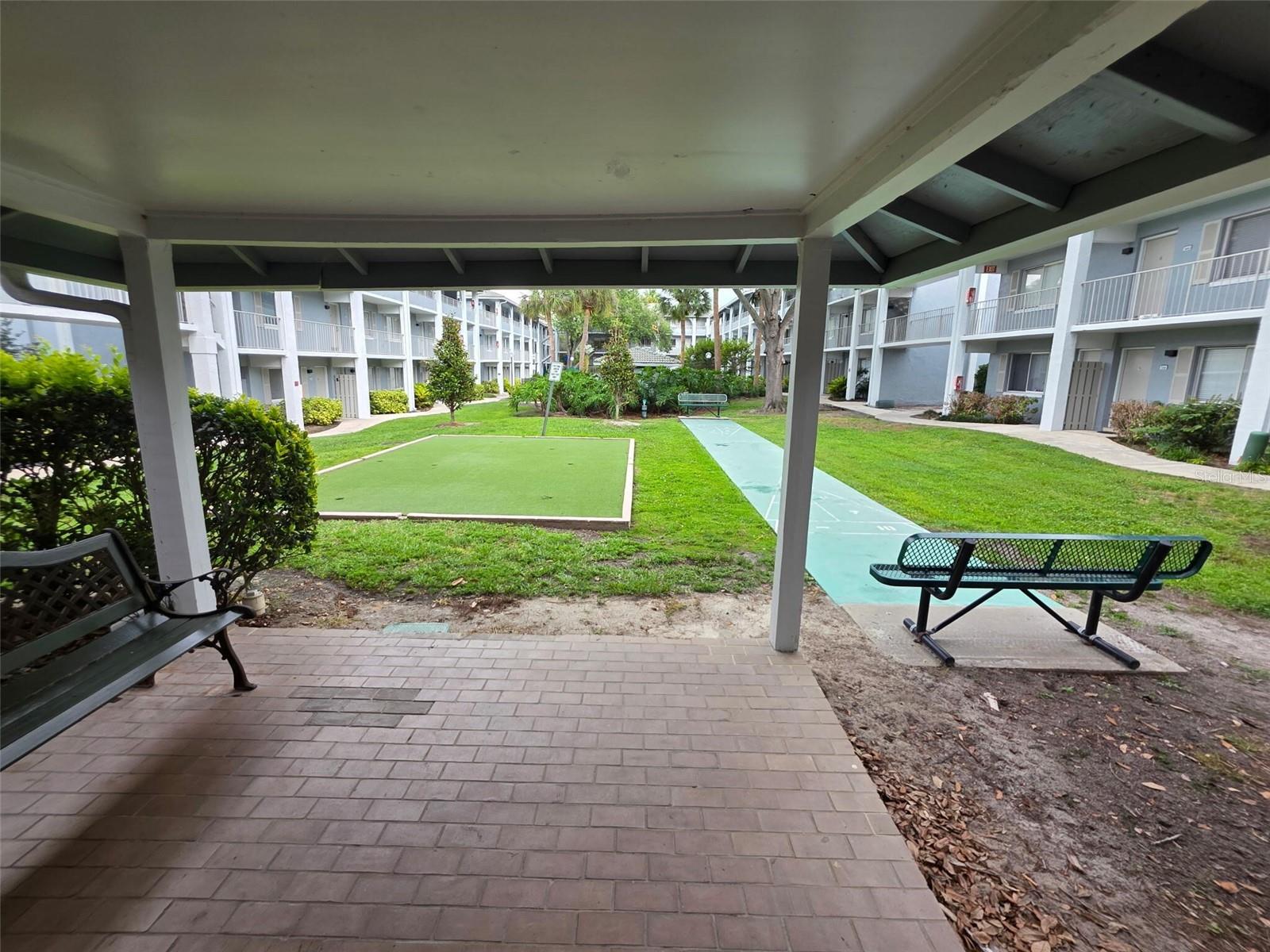 Image 36 of 42 For 139 Oyster Bay Circle 300