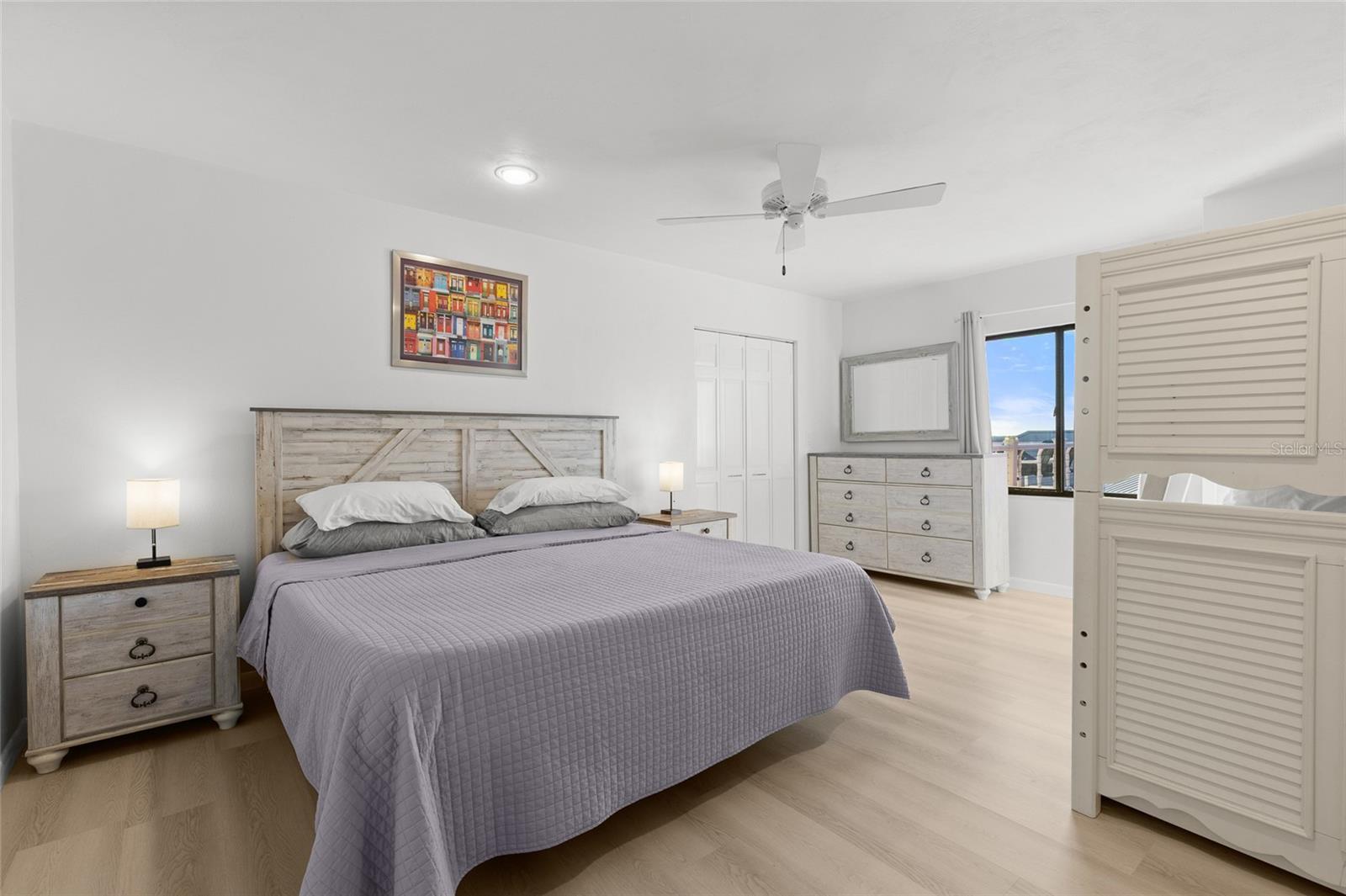 Image 46 of 93 For 122 Coral Way