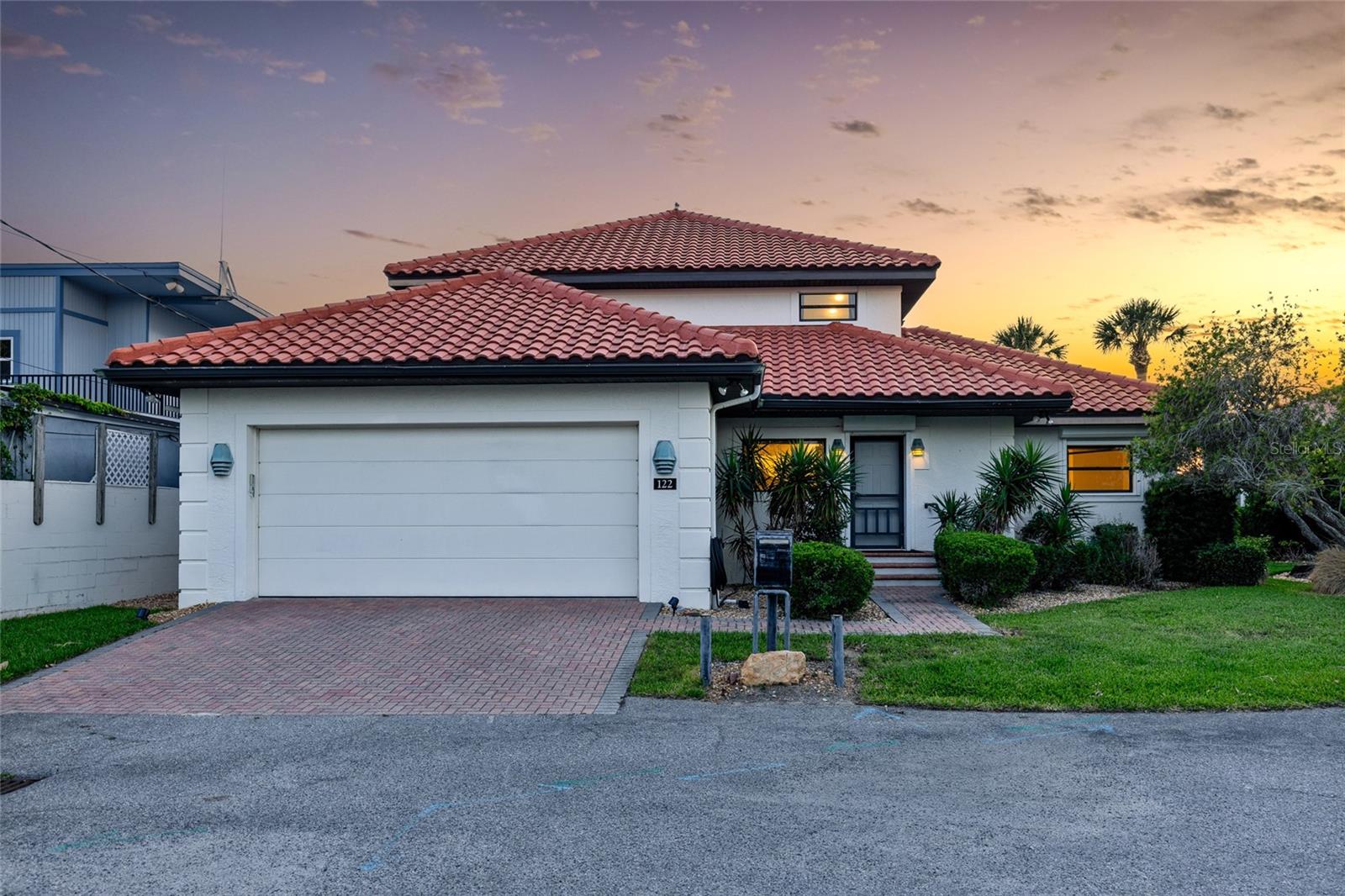 Image 5 of 93 For 122 Coral Way