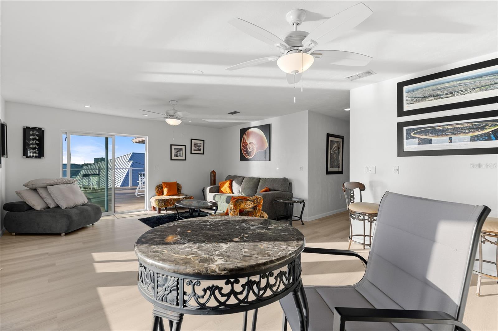 Image 52 of 93 For 122 Coral Way
