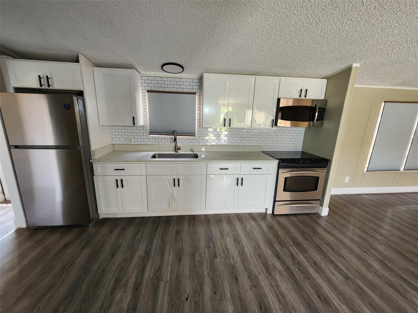 Image 10 of 34 For 9653 4th Avenue