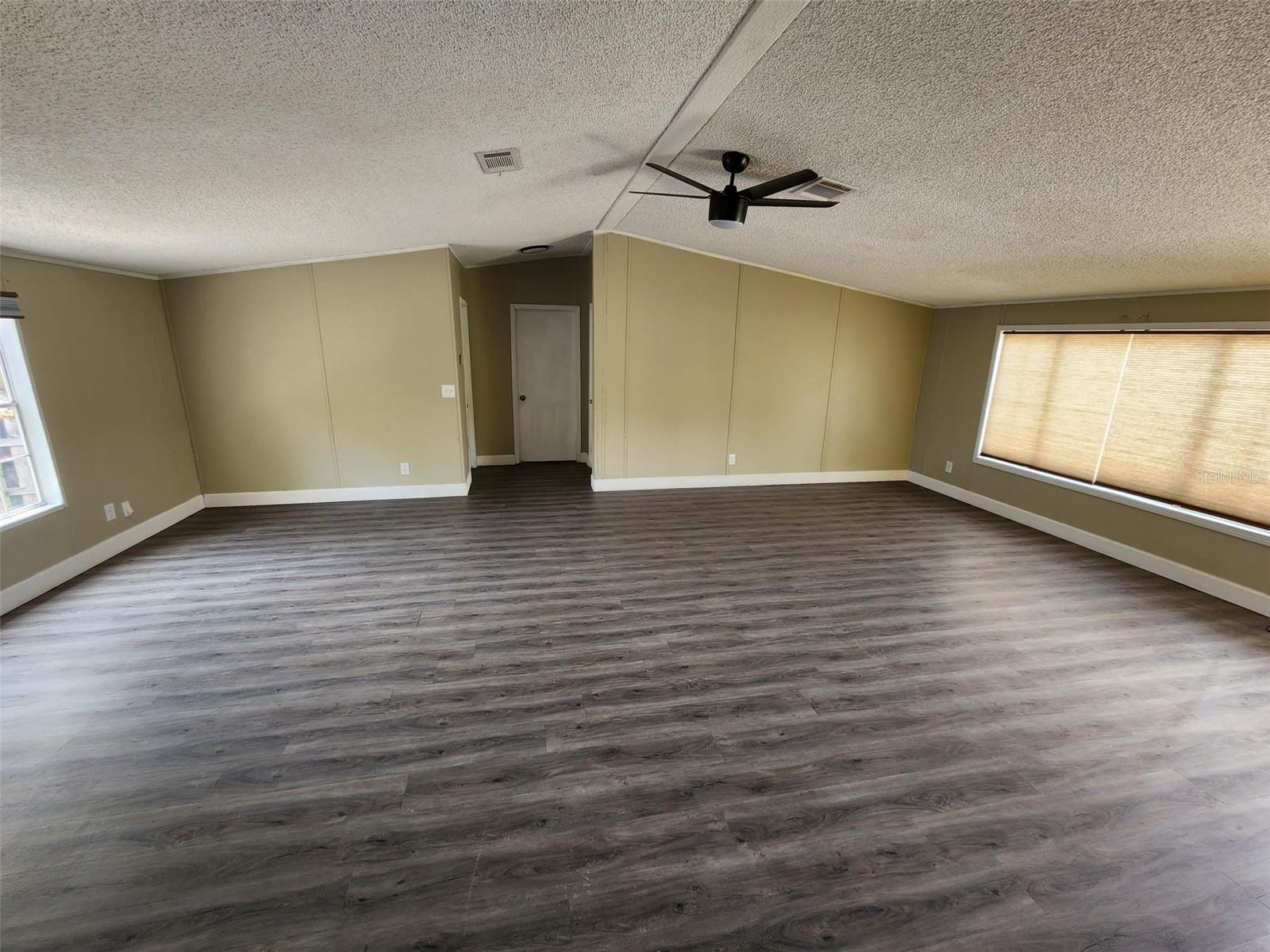 Image 8 of 34 For 9653 4th Avenue
