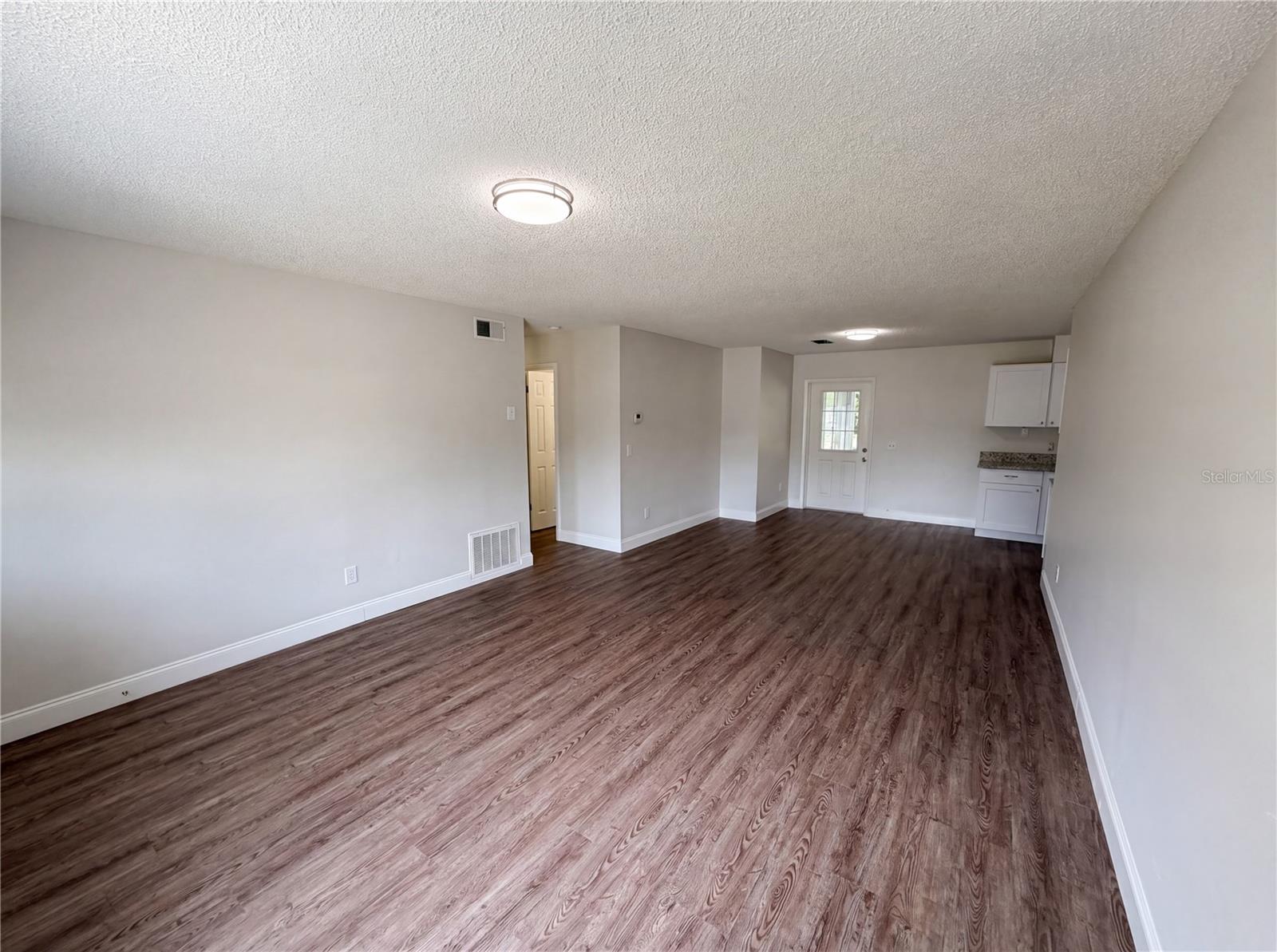 Image 10 of 26 For 11607 English Street