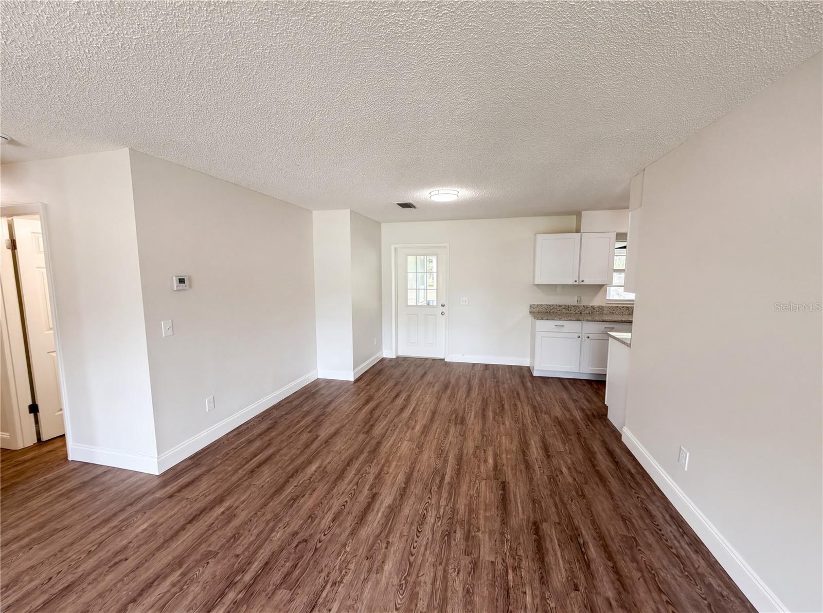 Image 9 of 26 For 11607 English Street