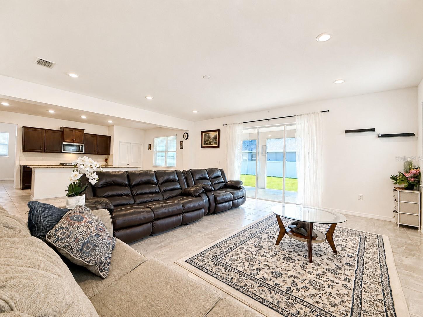 Image 18 of 71 For 7045 65th Street