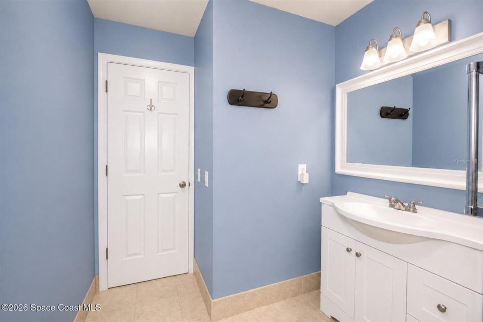 Image 12 of 20 For 1795 Harrison Street 213