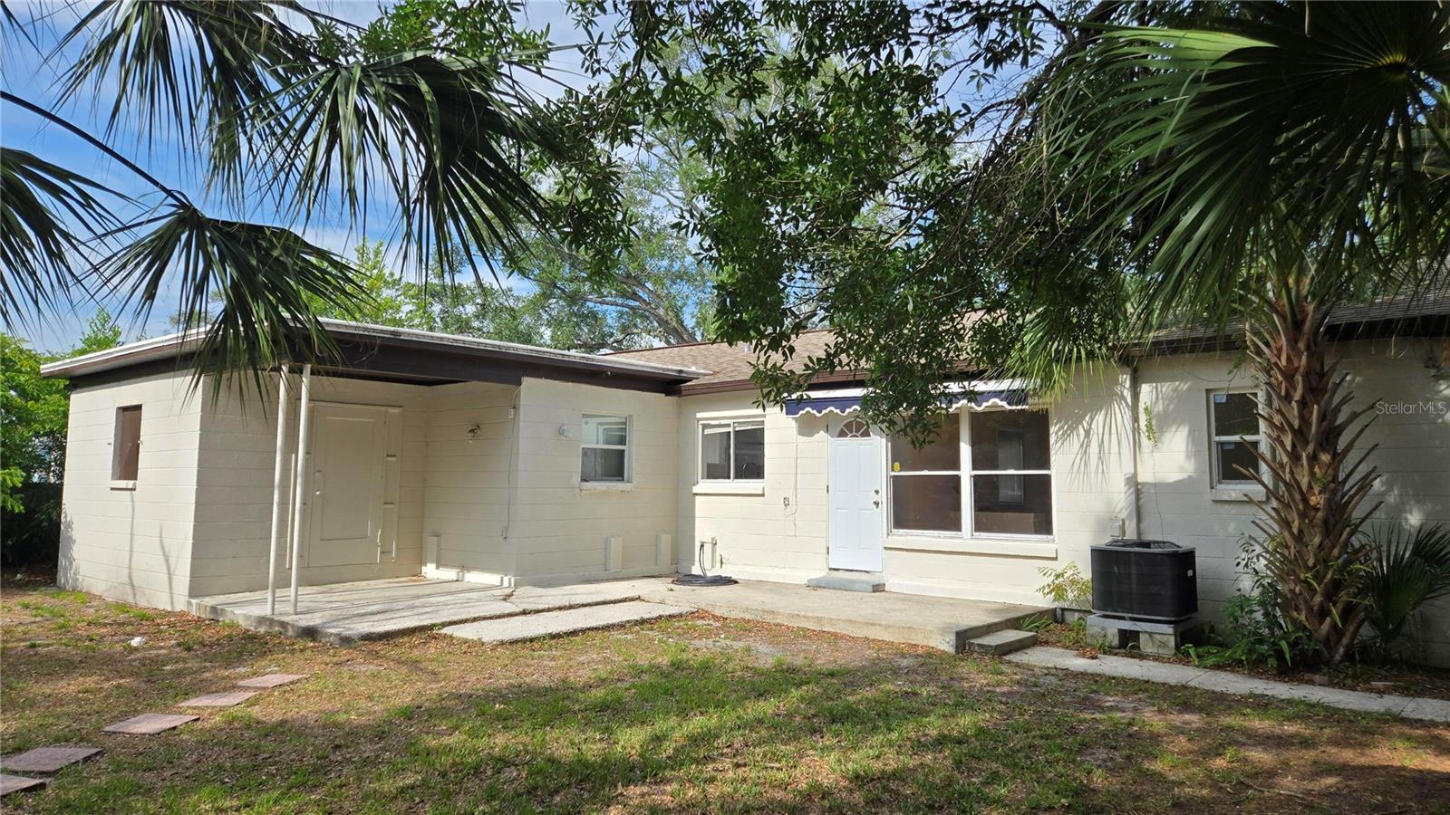 Image 3 of 3 For 10206 Oakleaf Avenue