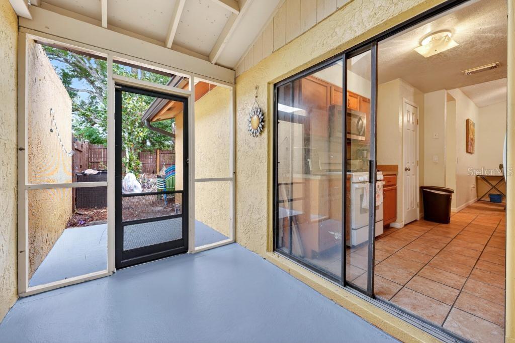 Image 45 of 80 For 214 Perth Court