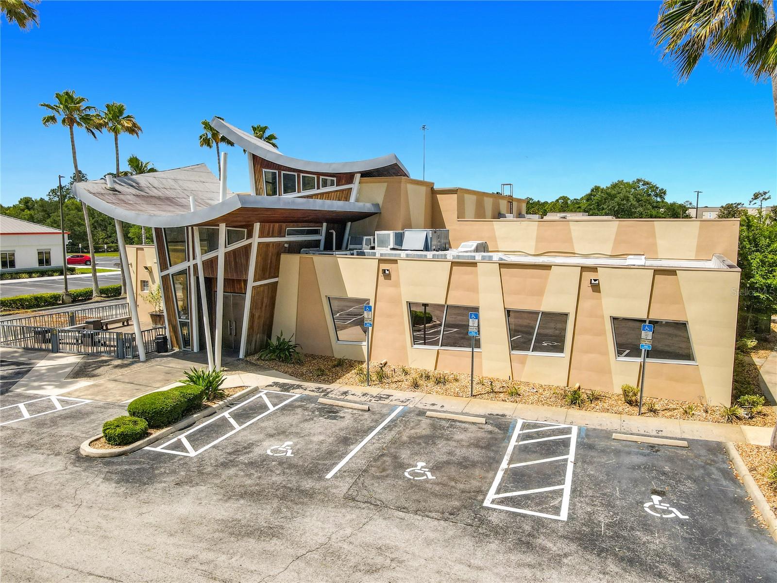 Image 4 of 34 For 220 Williamson Boulevard