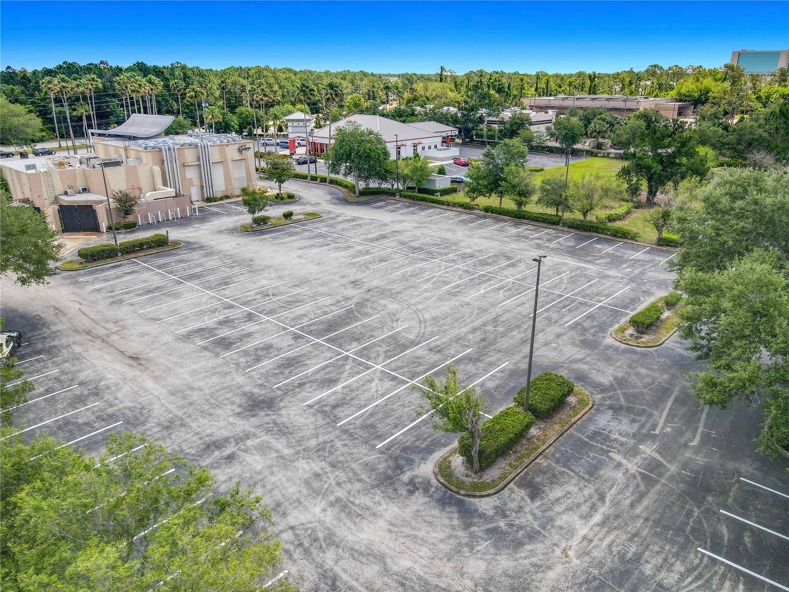 Image 6 of 34 For 220 Williamson Boulevard